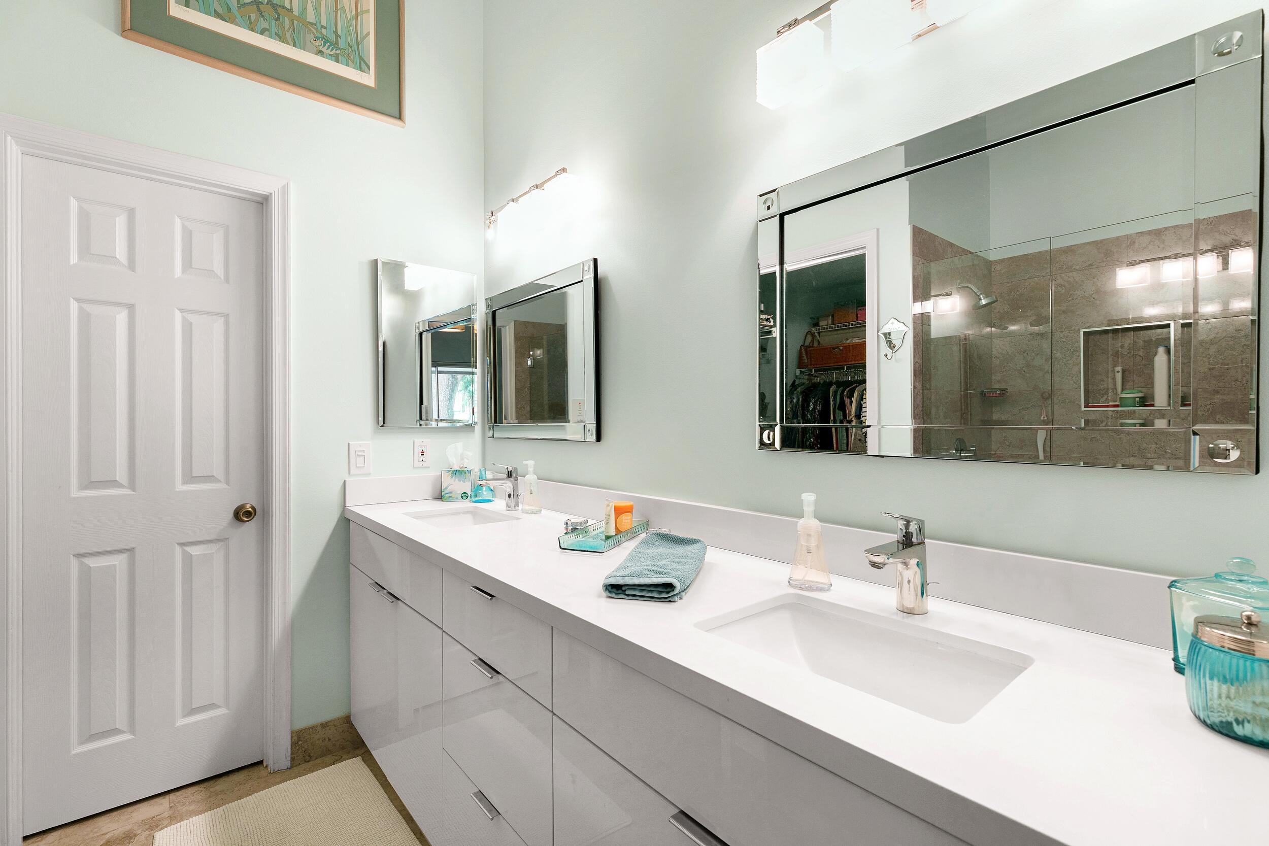 HOLIDAY SPRINGS VILLAGE SEC 5 - Residential