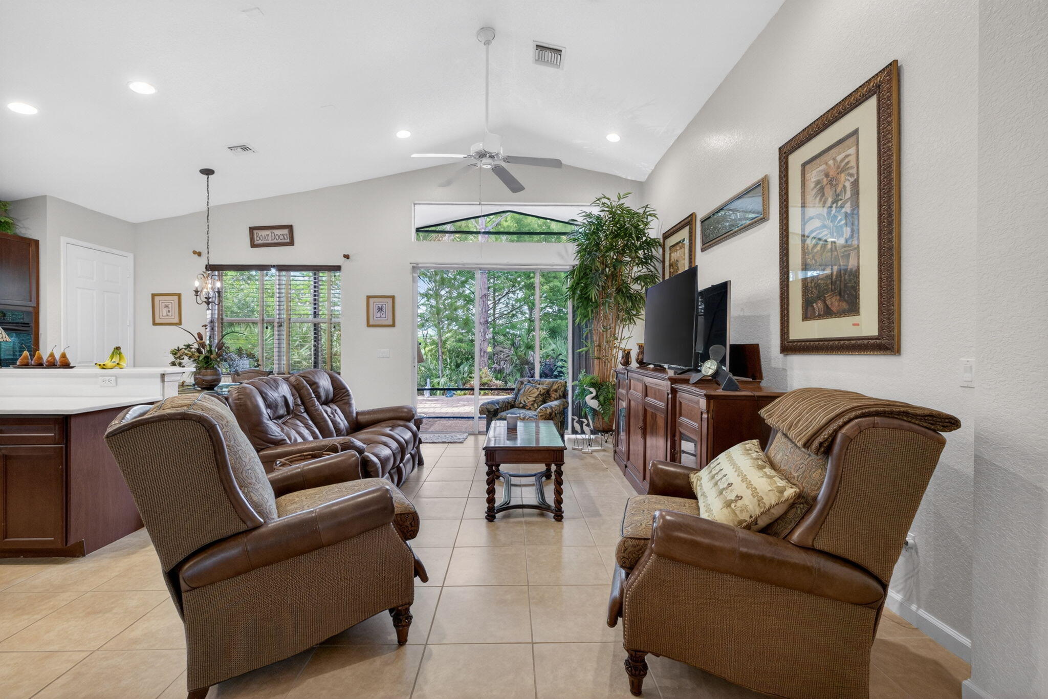 FOURTH  REPLAT OF PORTOFINO ISLES - Residential