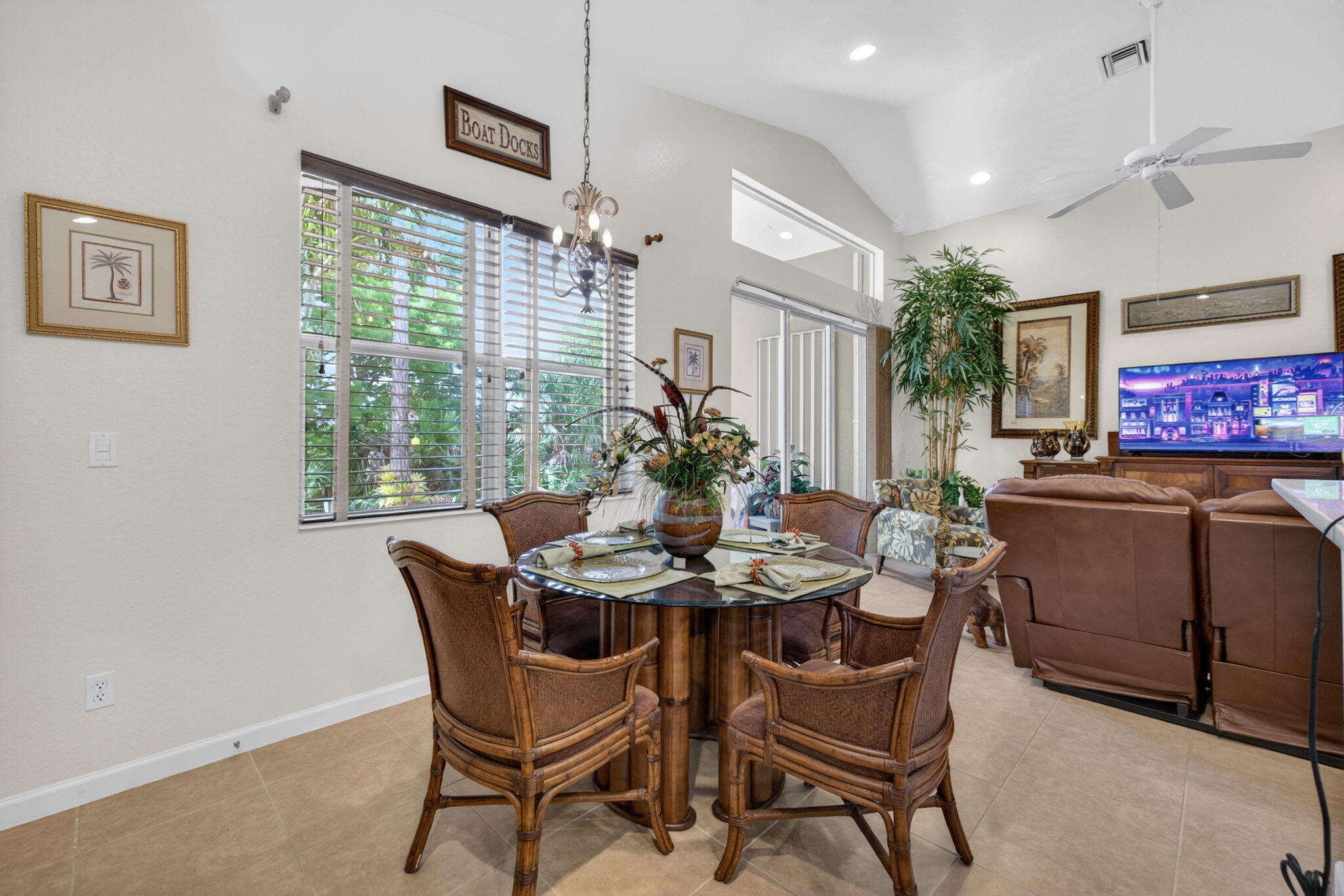 FOURTH  REPLAT OF PORTOFINO ISLES - Residential