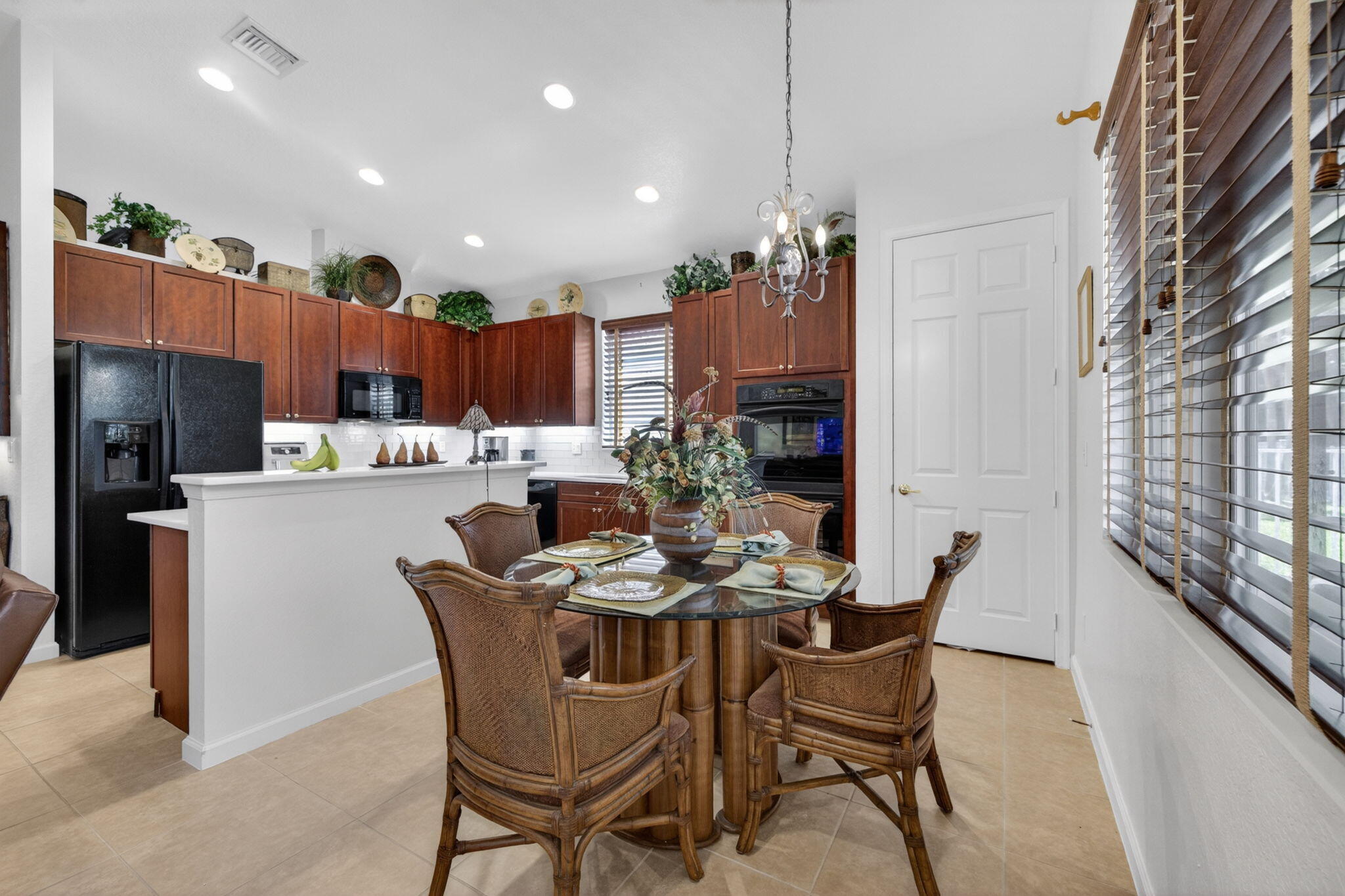 FOURTH  REPLAT OF PORTOFINO ISLES - Residential