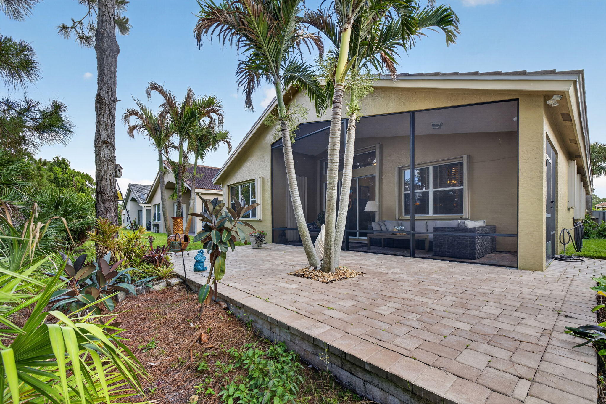 FOURTH  REPLAT OF PORTOFINO ISLES - Residential