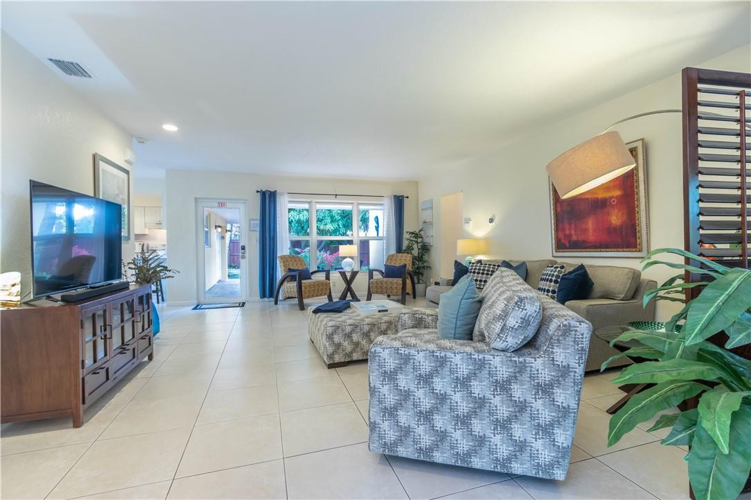 North Ridge 30-32 B - Residential