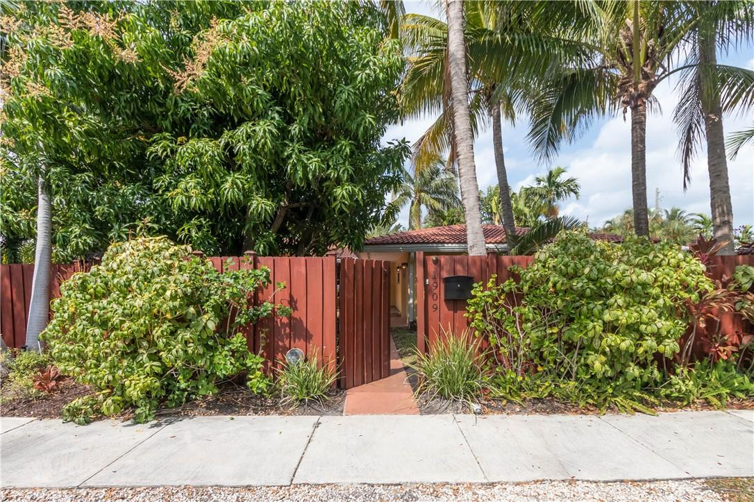 North Ridge 30-32 B - Residential