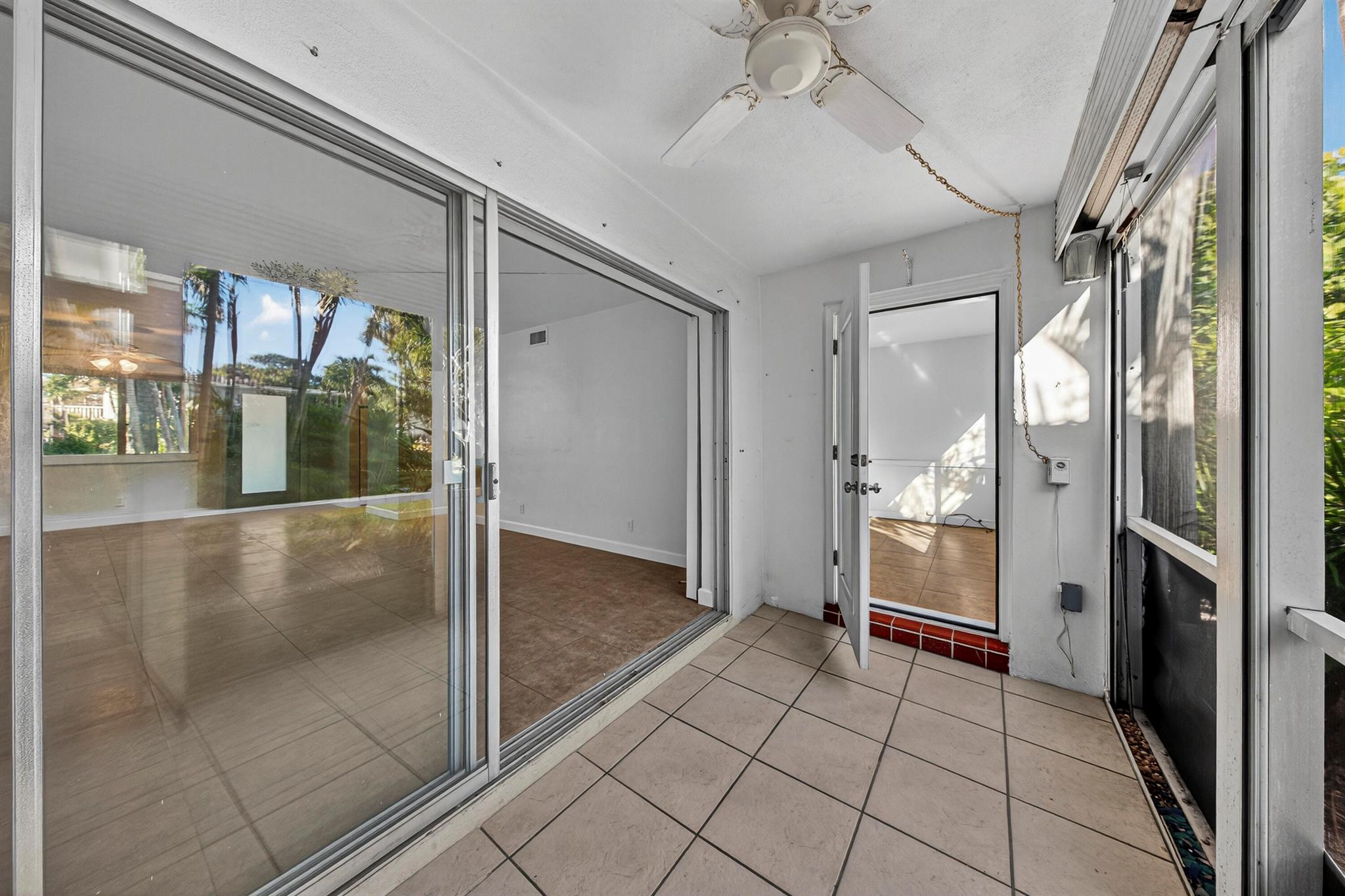 VENETIAN PARK CO-OP - Residential