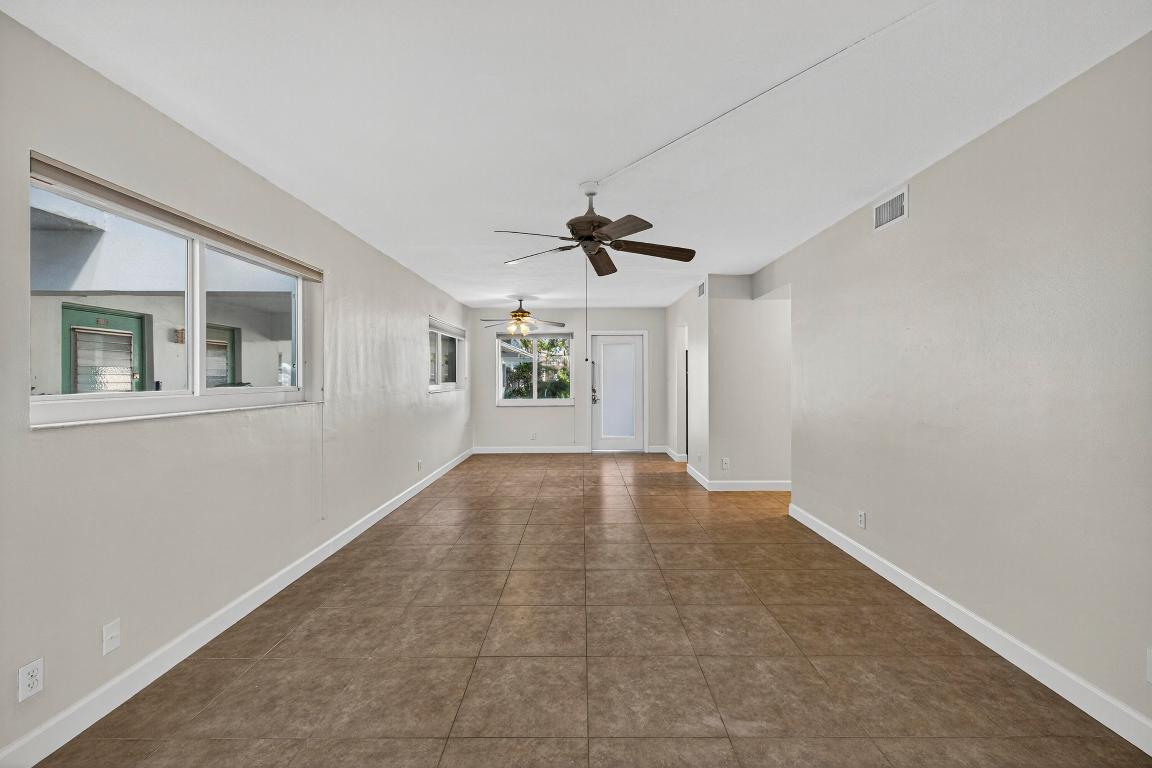 VENETIAN PARK CO-OP - Residential