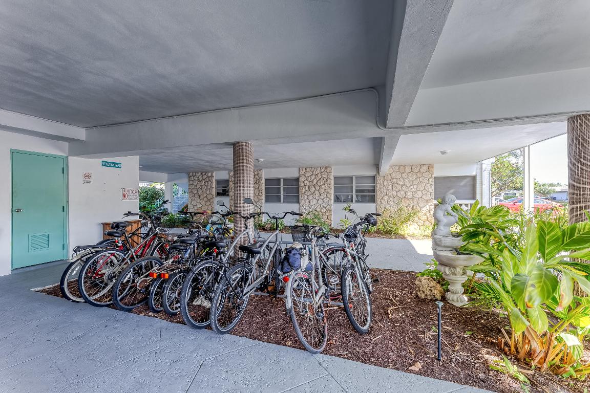 VENETIAN PARK CO-OP - Residential