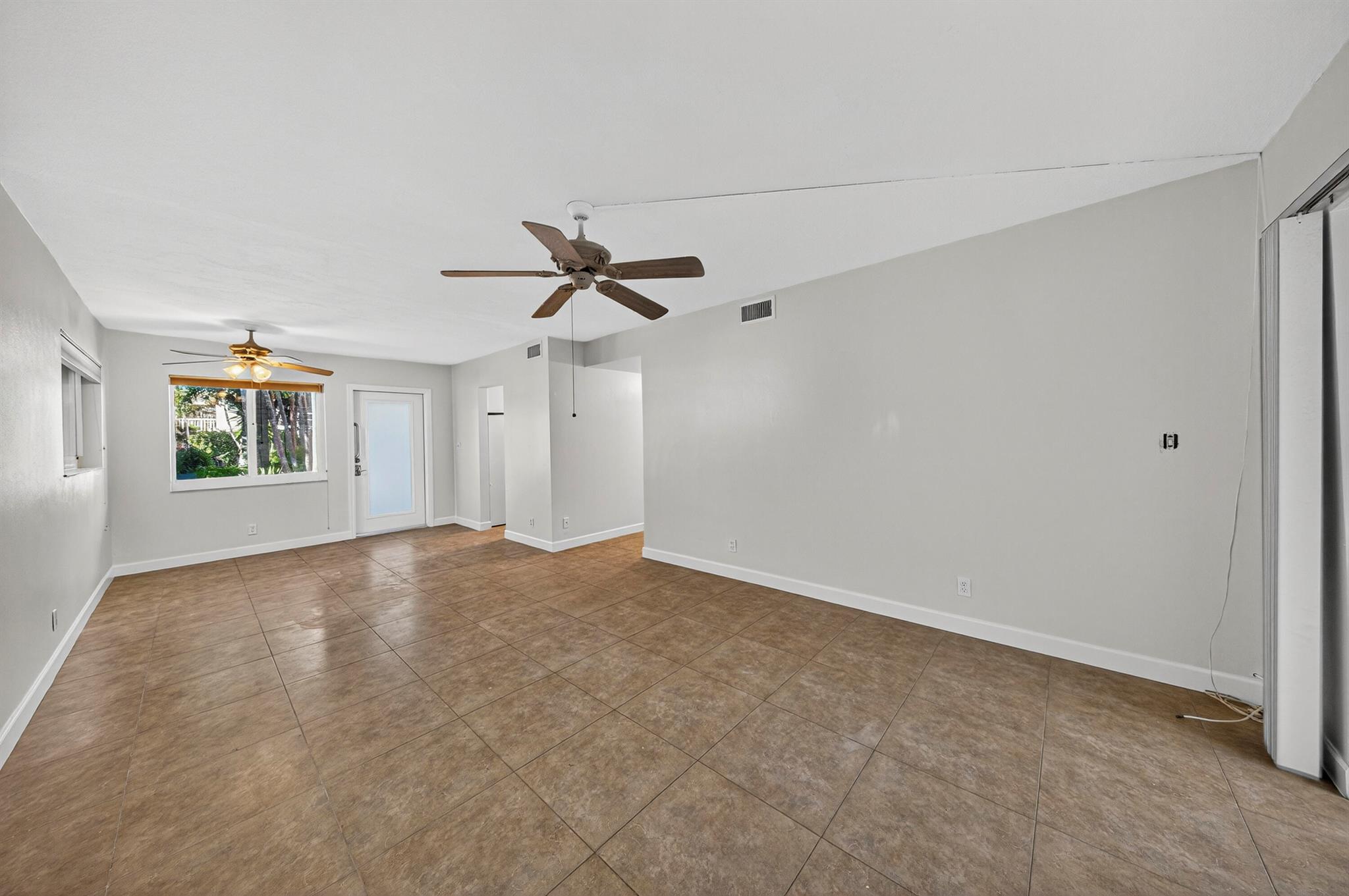 VENETIAN PARK CO-OP - Residential