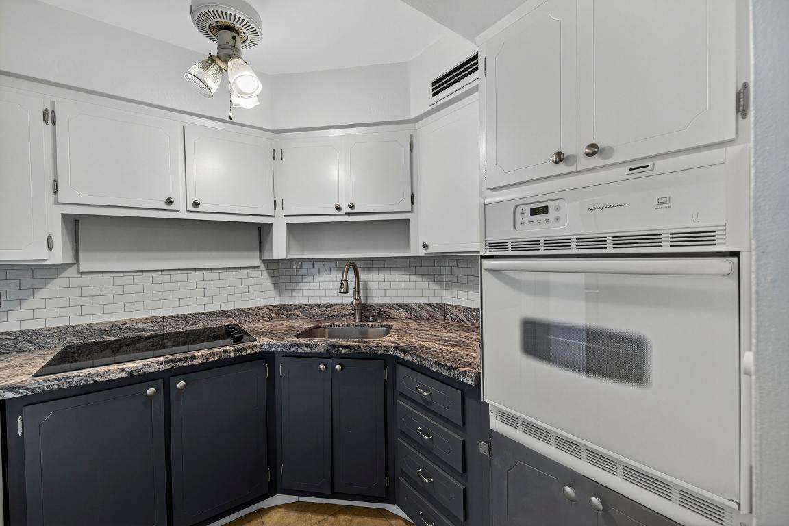 VENETIAN PARK CO-OP - Residential