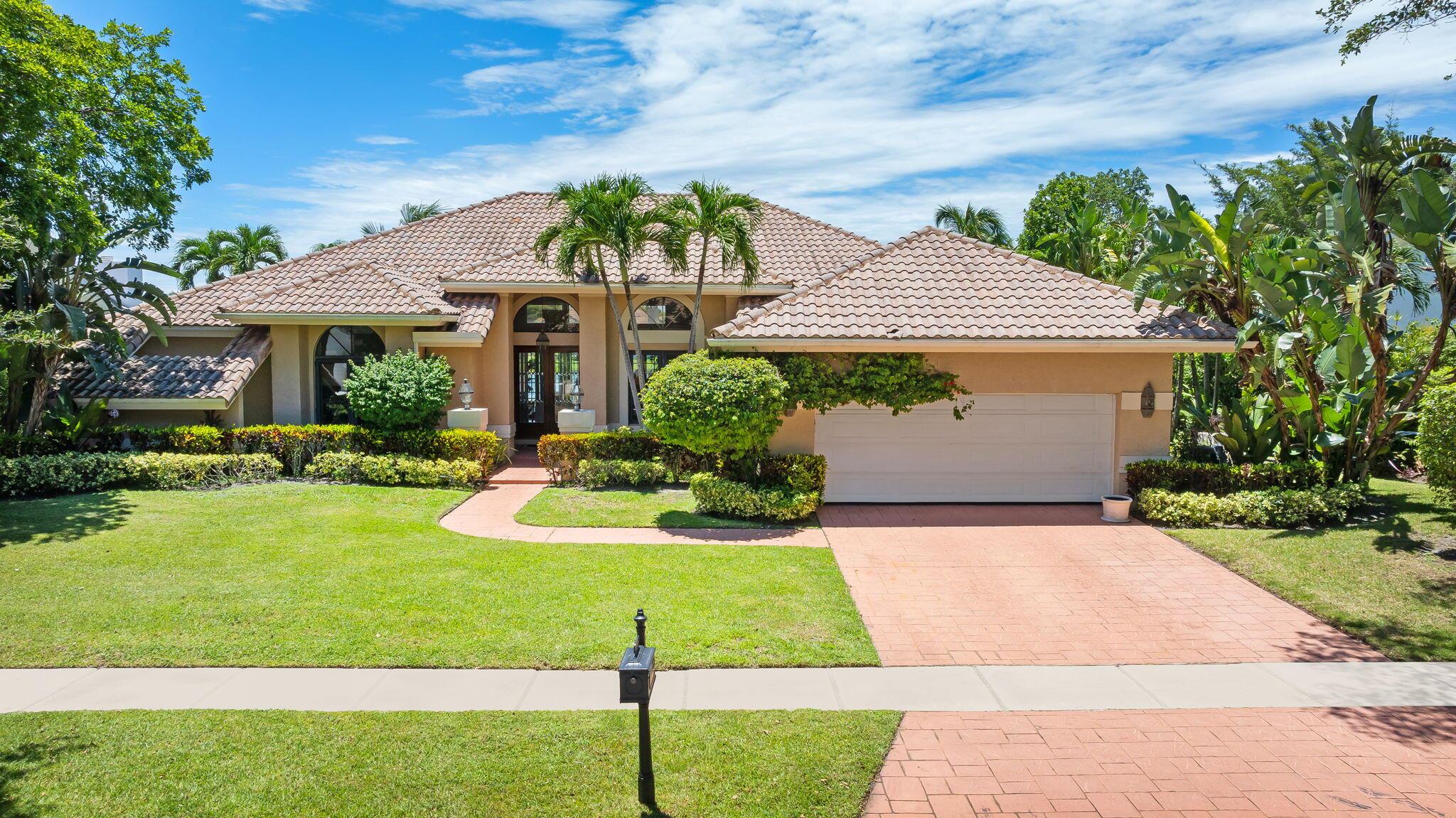 Great opportunity in Woodfield Hunt Club! Located on a 1/3 acre lake lot on an interior cul-de-sac street, this home features a desirable split floor plan. Enter into the large living room with volume ceilings and expansive windows with views of the pool and lake. The kitchen opens to the family room and breakfast room with a slider to an additional side patio area. Enjoy Florida living with a private pool, full cabana bath and western exposure with beautiful sunset views! Woodfield Hunt Club is a 24 hour manned-gated community in the heart of central Boca, close to desirable private and public schools. There is NO mandatory membership required, but optional membership is available to Woodfield County Club. This is a great chance to make this home your own!