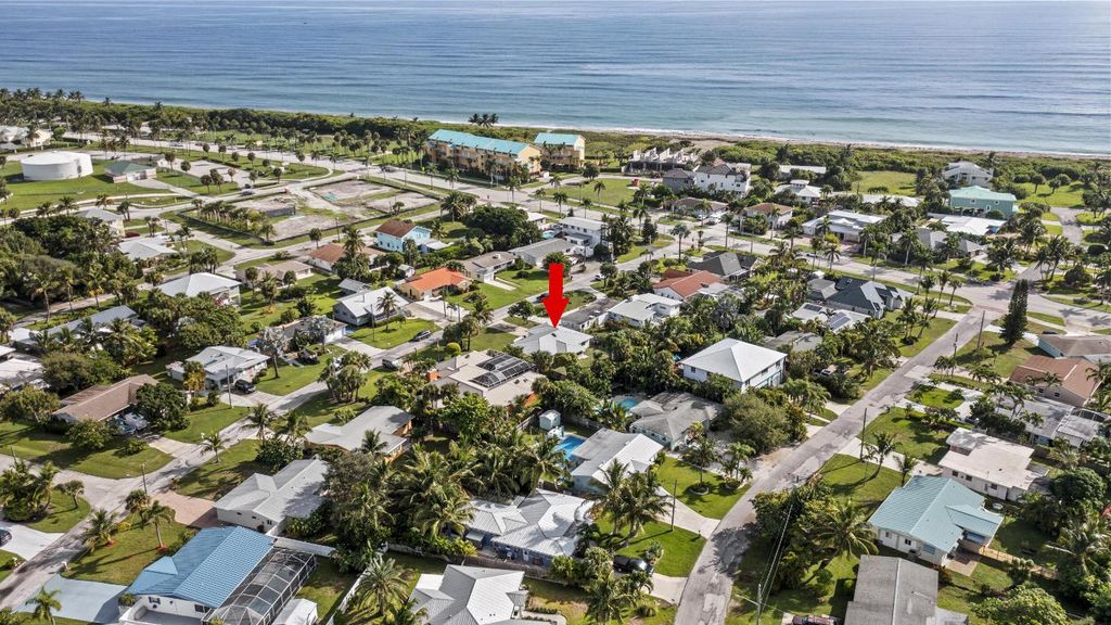 Photo of 1915 Eucalyptus Avenue, Fort Pierce, FL 34949 (MLS # R11127214)