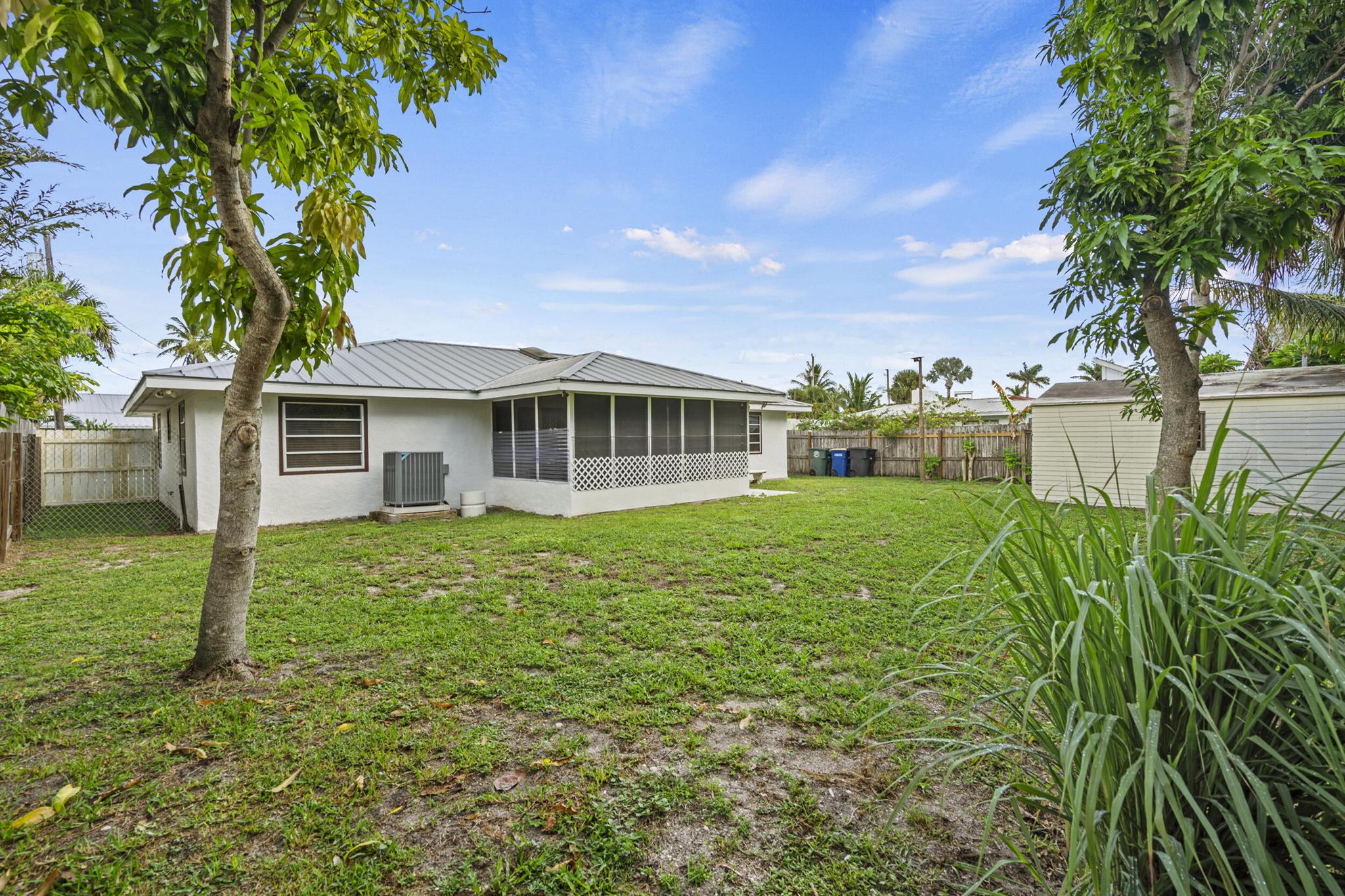 Surfside - Residential