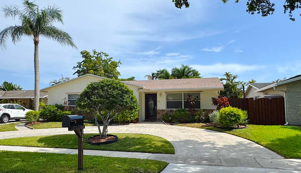 Photo of 310 SE 4TH Terrace, Dania Beach, FL 33004 (MLS # B26068480)