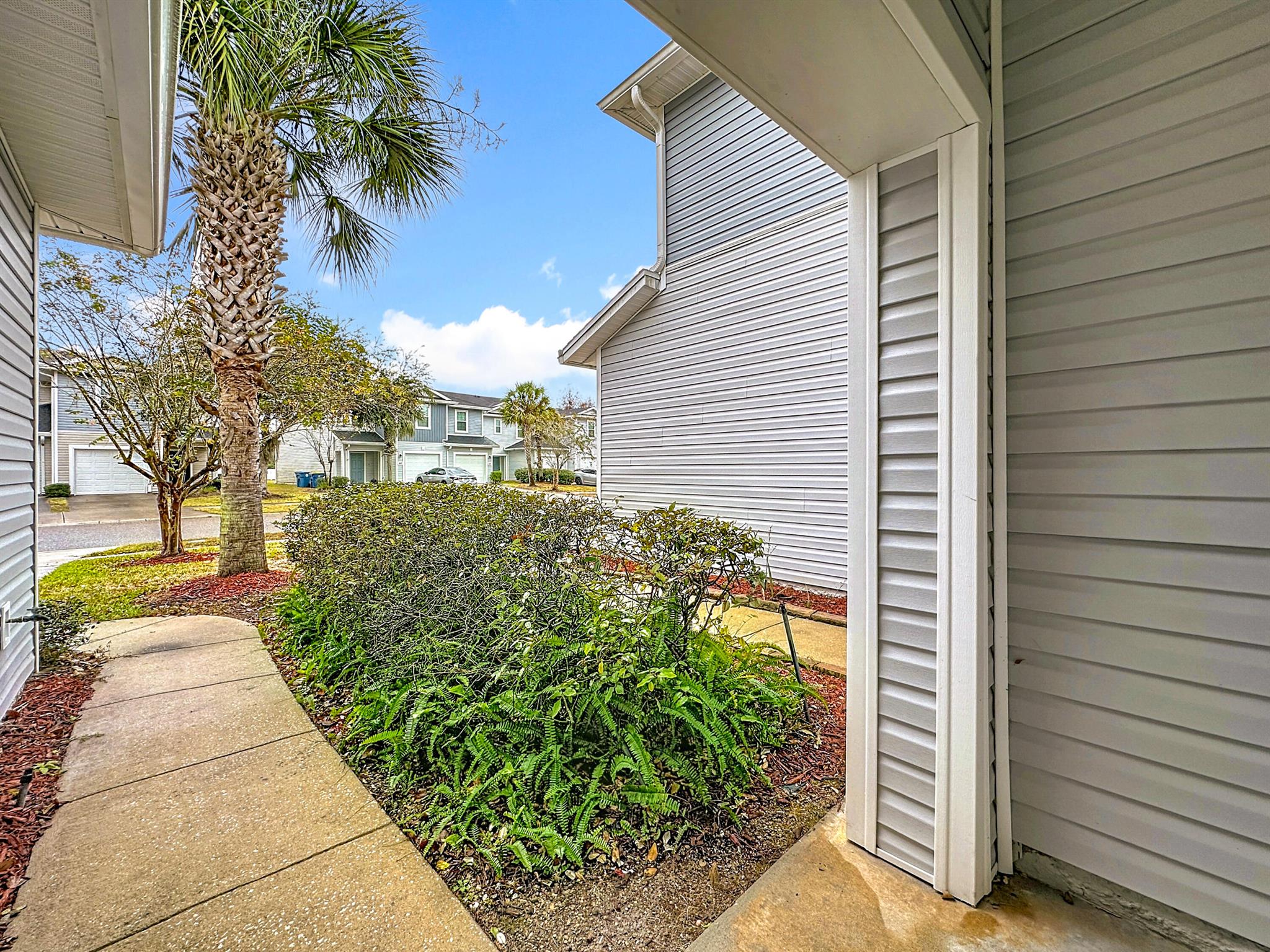 View photos, virtual tours, details... 1460 Biscayne Bay Drive