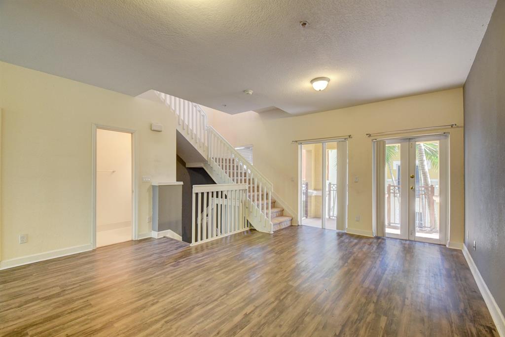 COASTAL BAY COLONY - Residential