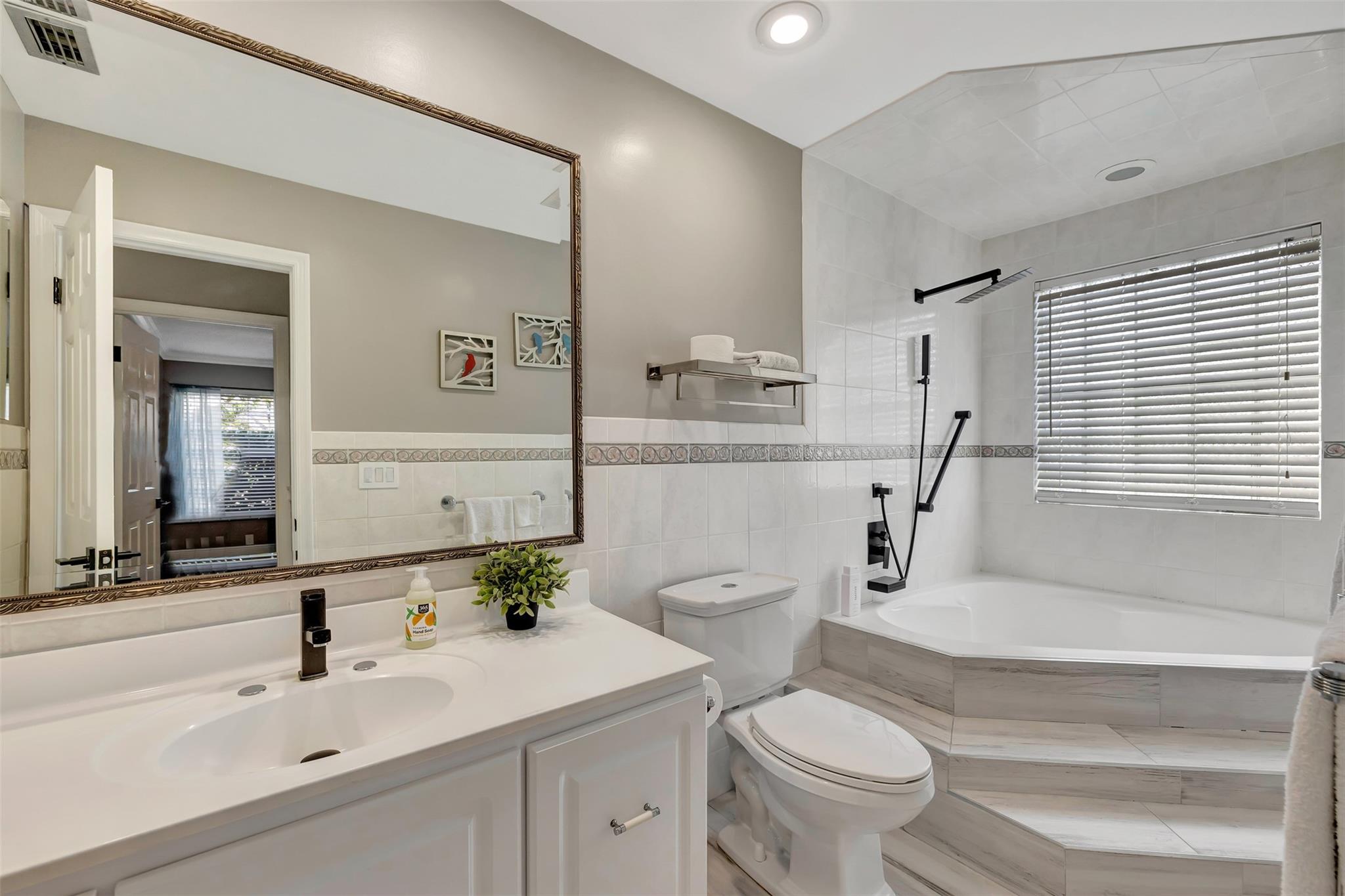 Woodmont Tr 64 95-40 B - Residential