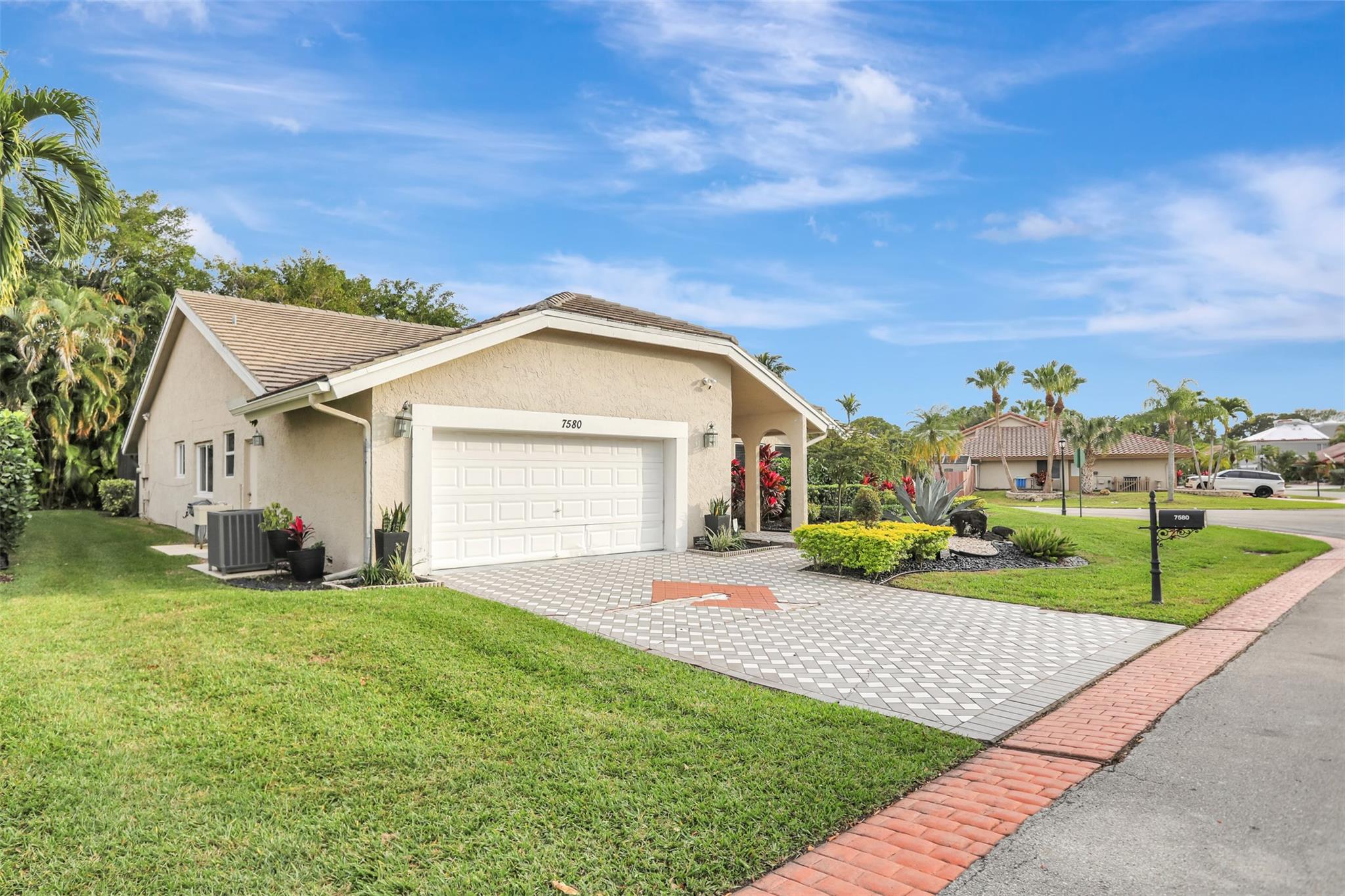 Woodmont Tr 64 95-40 B - Residential