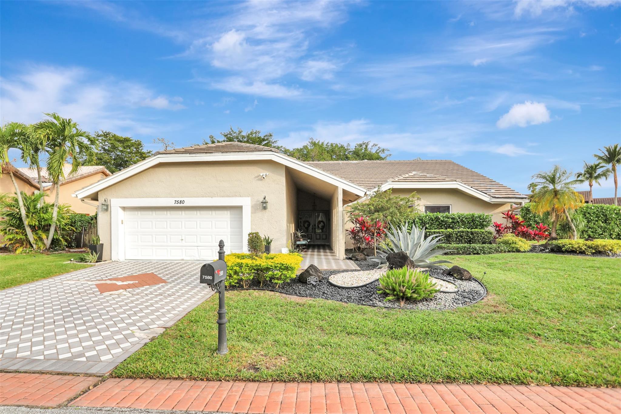 Woodmont Tr 64 95-40 B - Residential