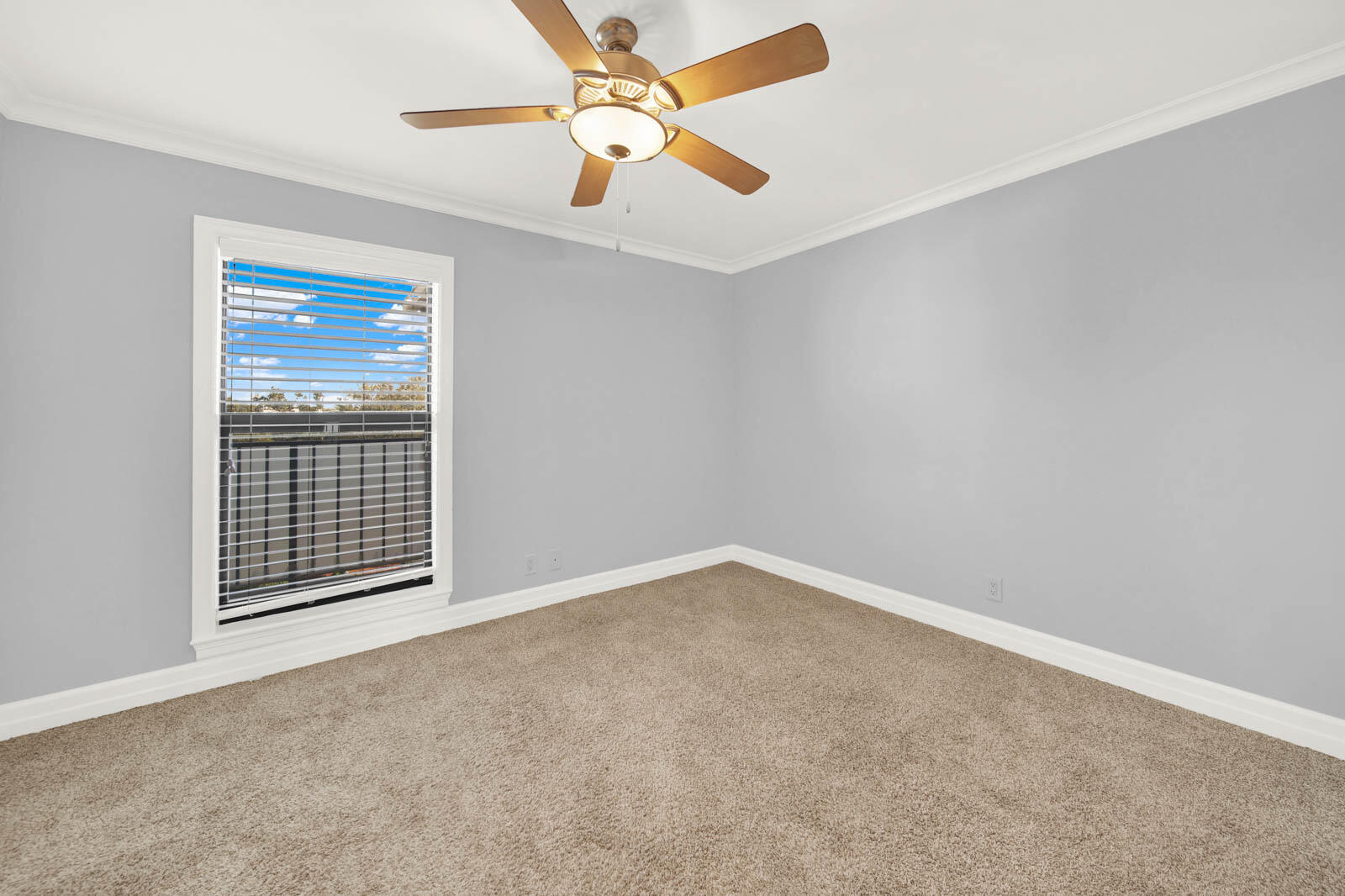 EDGEWATER VILLAS CONDO - Residential