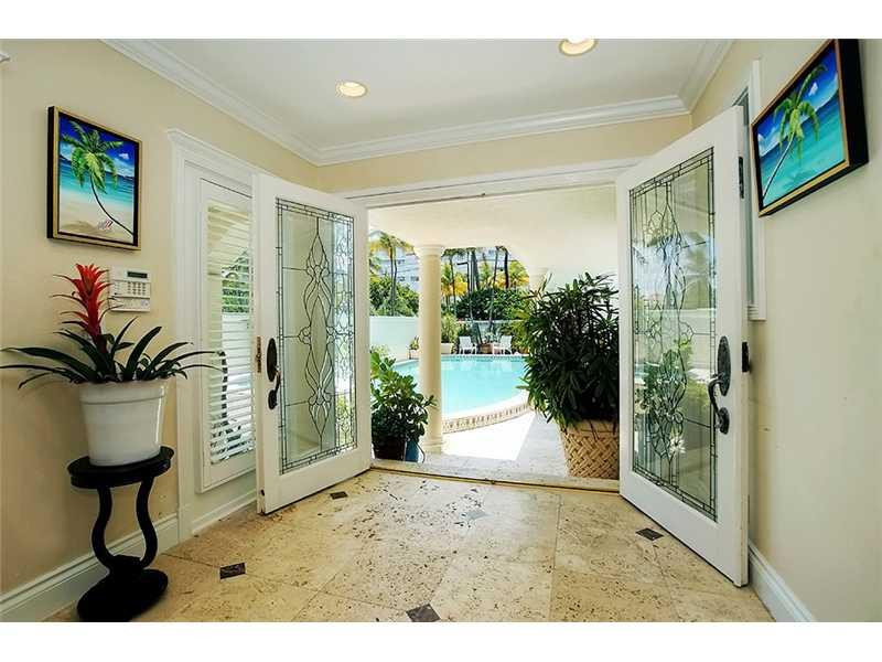 LAUDERDALE BEACH - Residential