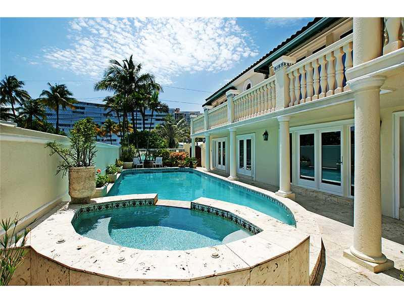 LAUDERDALE BEACH - Residential