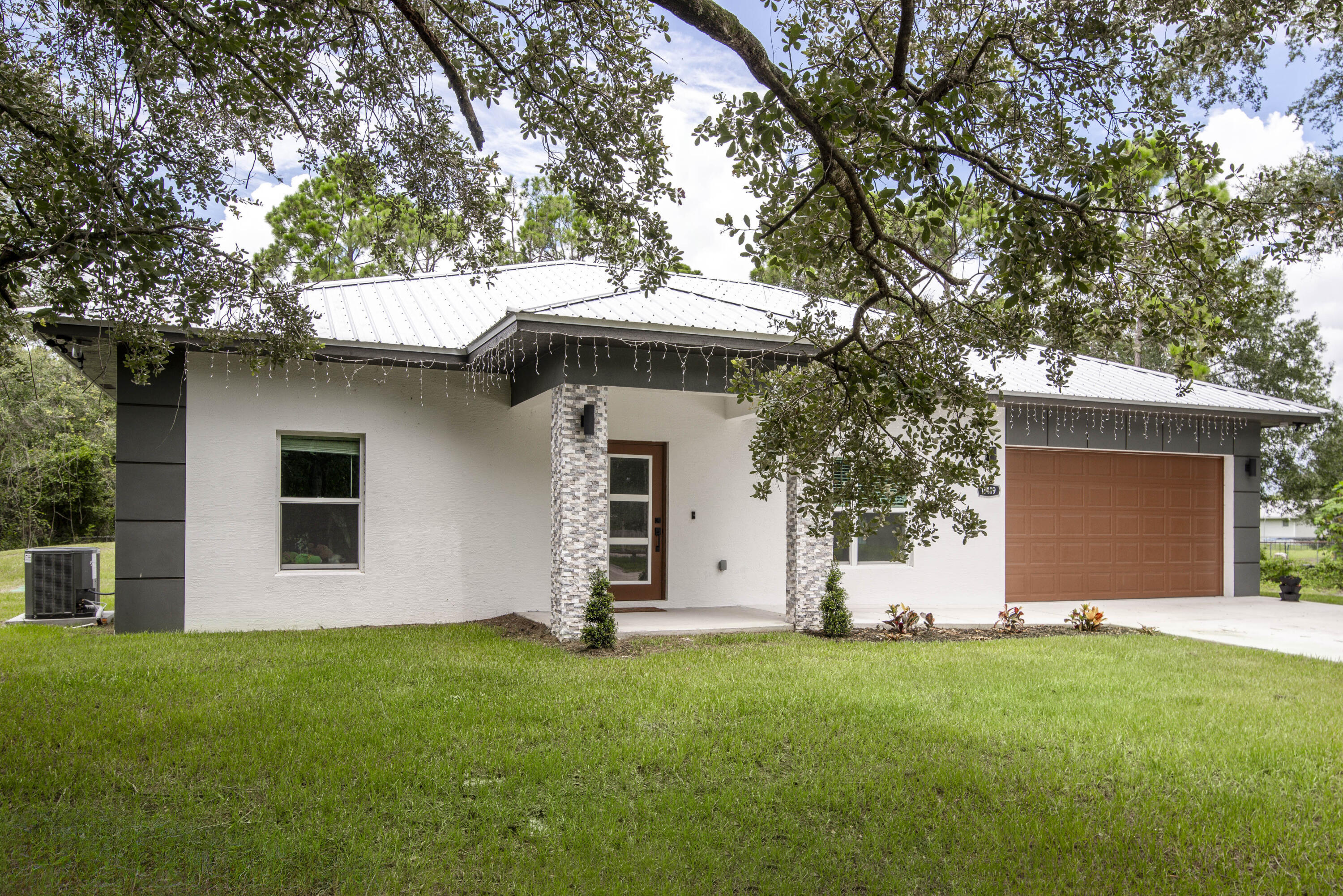 11419 NE 3rd Circle