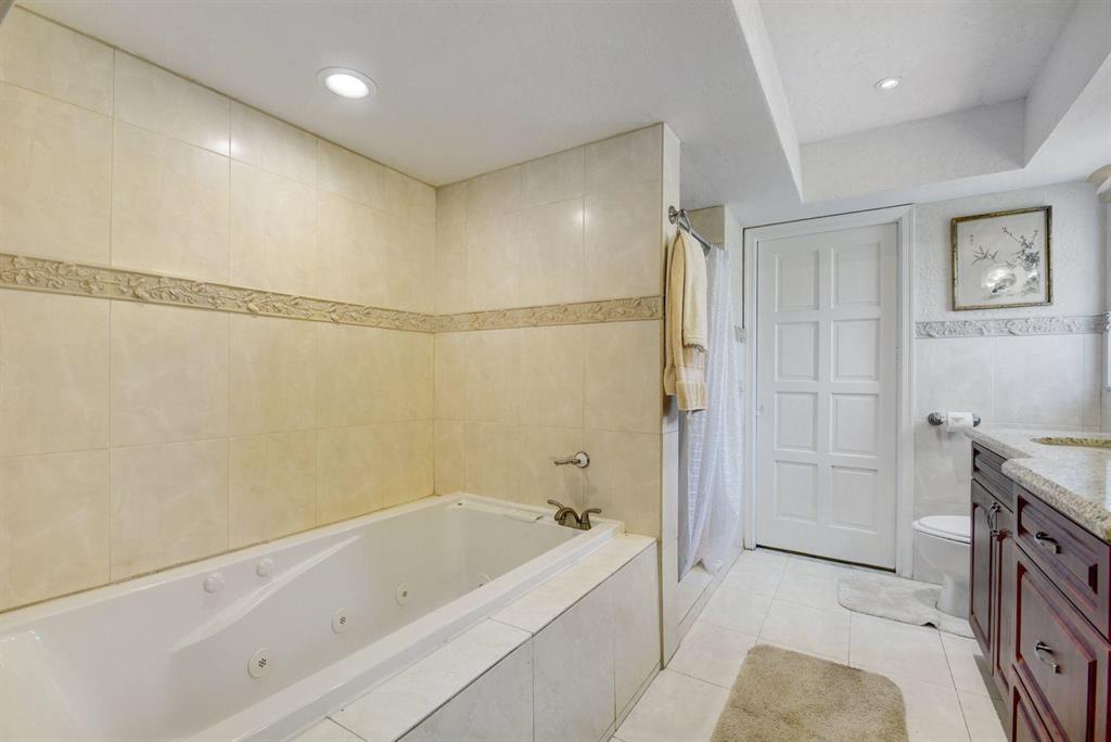 ATLANTIS CITY OF 12 - Residential