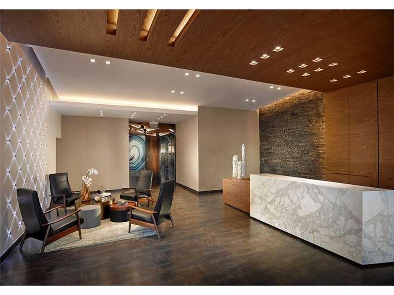 MIDBLOCK MIAMI CONDO - Residential Lease