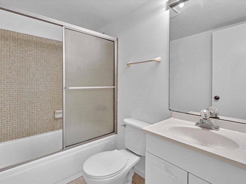 Rio Espana Condominium - Residential