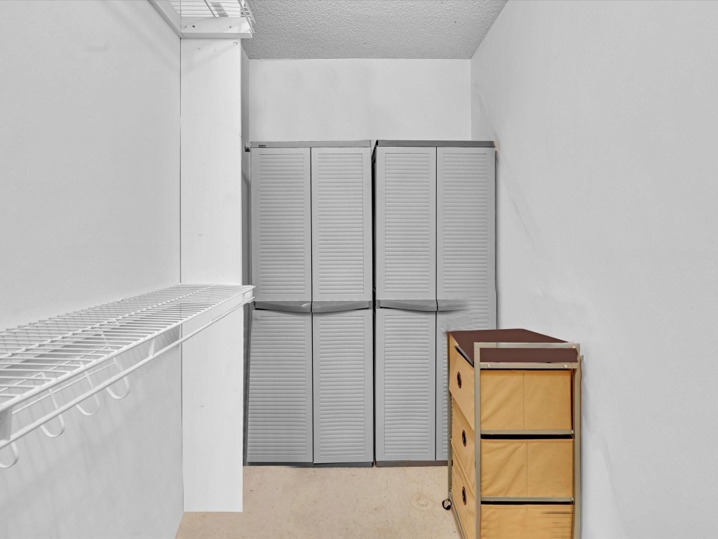 Rio Espana Condominium - Residential