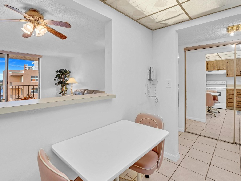 Rio Espana Condominium - Residential