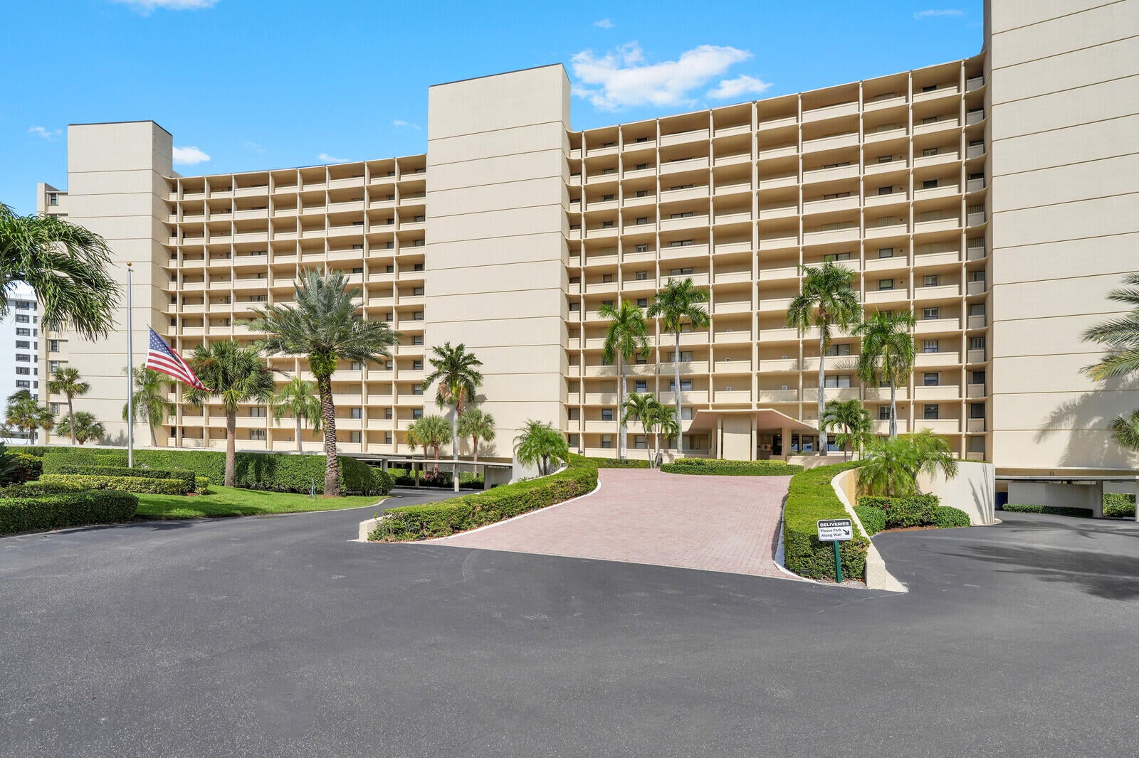 130 Lakeshore Drive 821
