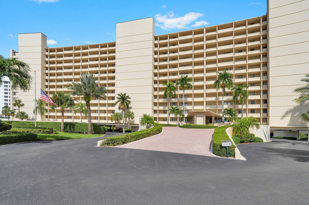 Photo of 130 Lakeshore Drive #821, North Palm Beach, FL 33408 (MLS # B26084819)
