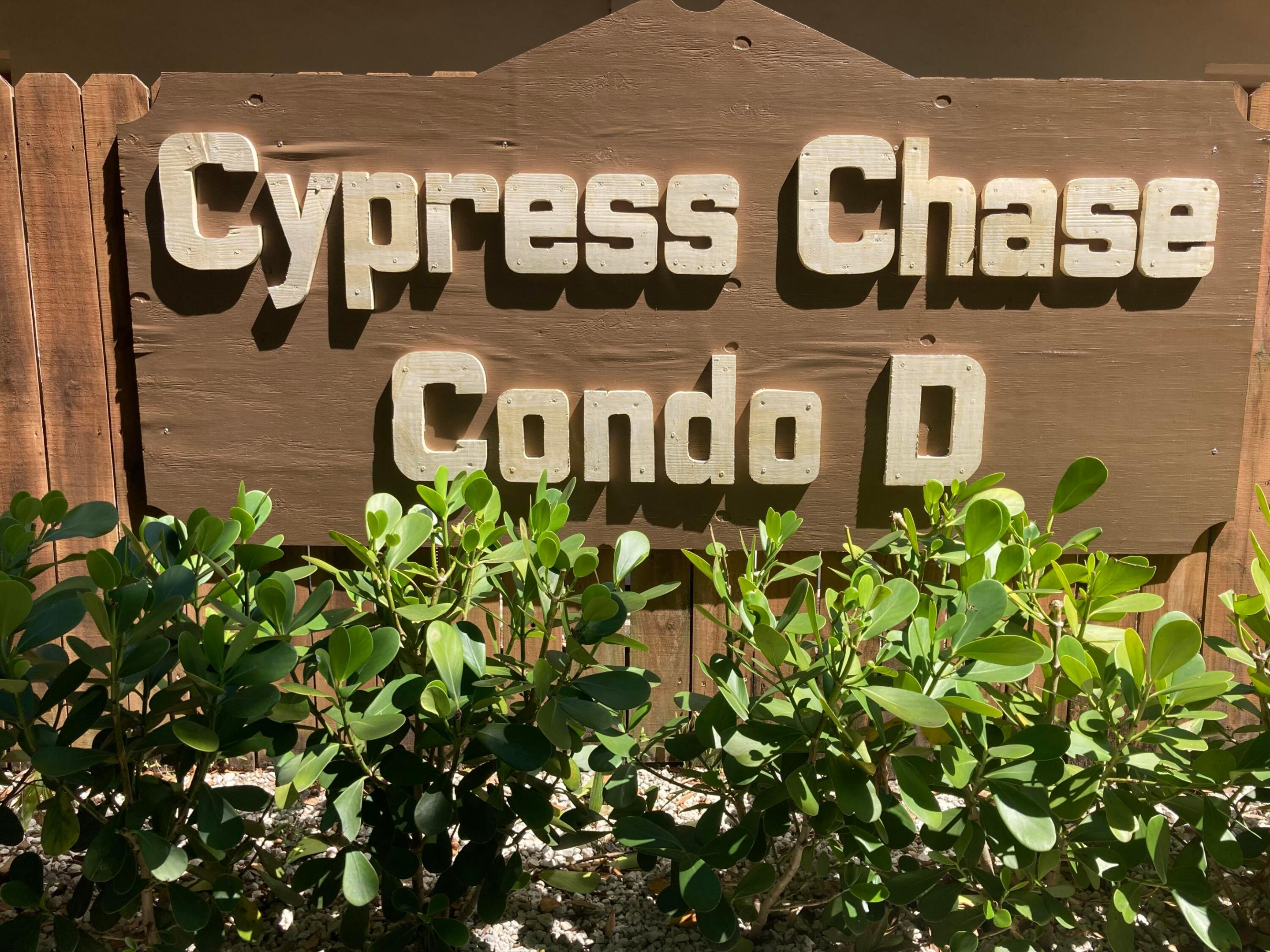 CYPRESS CHASE CONDO NO 7 - Residential
