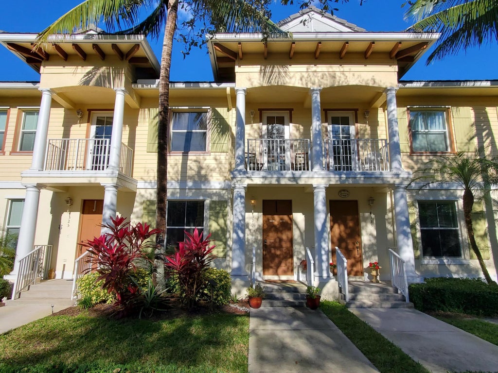 Photo of 4329 PARKSIDE Drive, Jupiter, FL 33458 (MLS # B26072843)