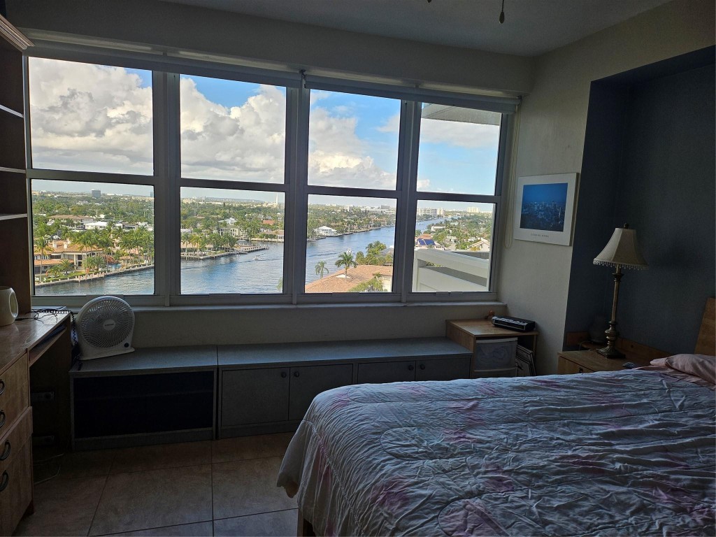 CORAL RIDGE TOWER - Residential