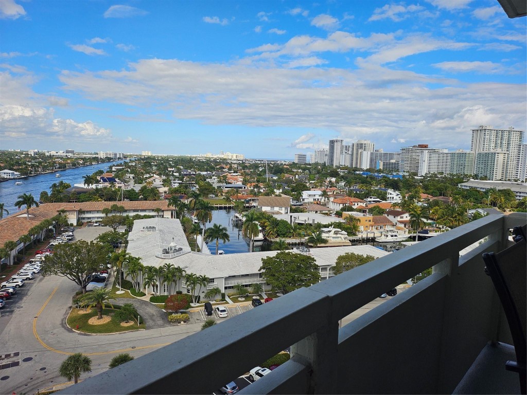 CORAL RIDGE TOWER - Residential