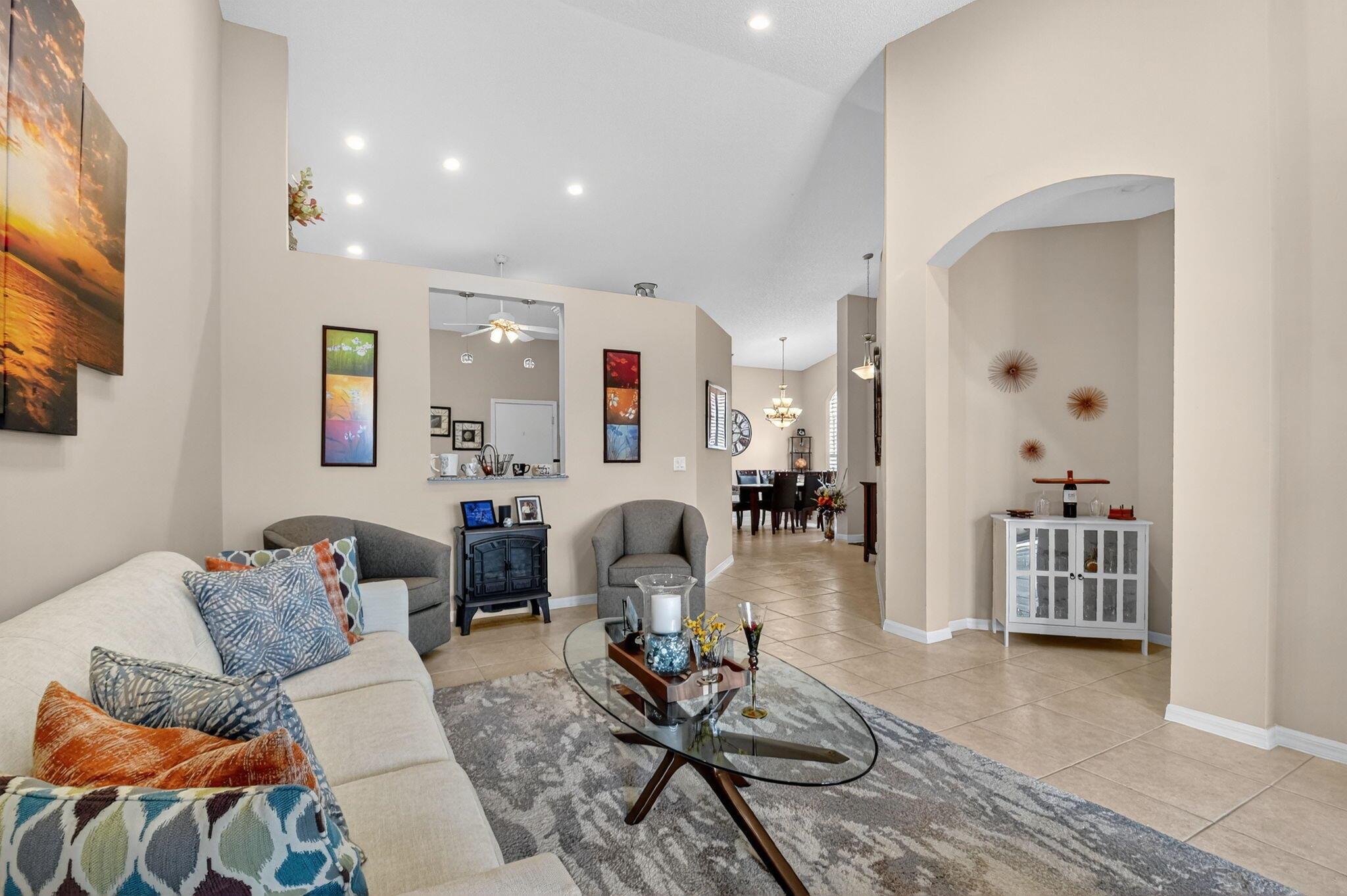 FLORAL LAKES PH 3 AND 4 - Residential