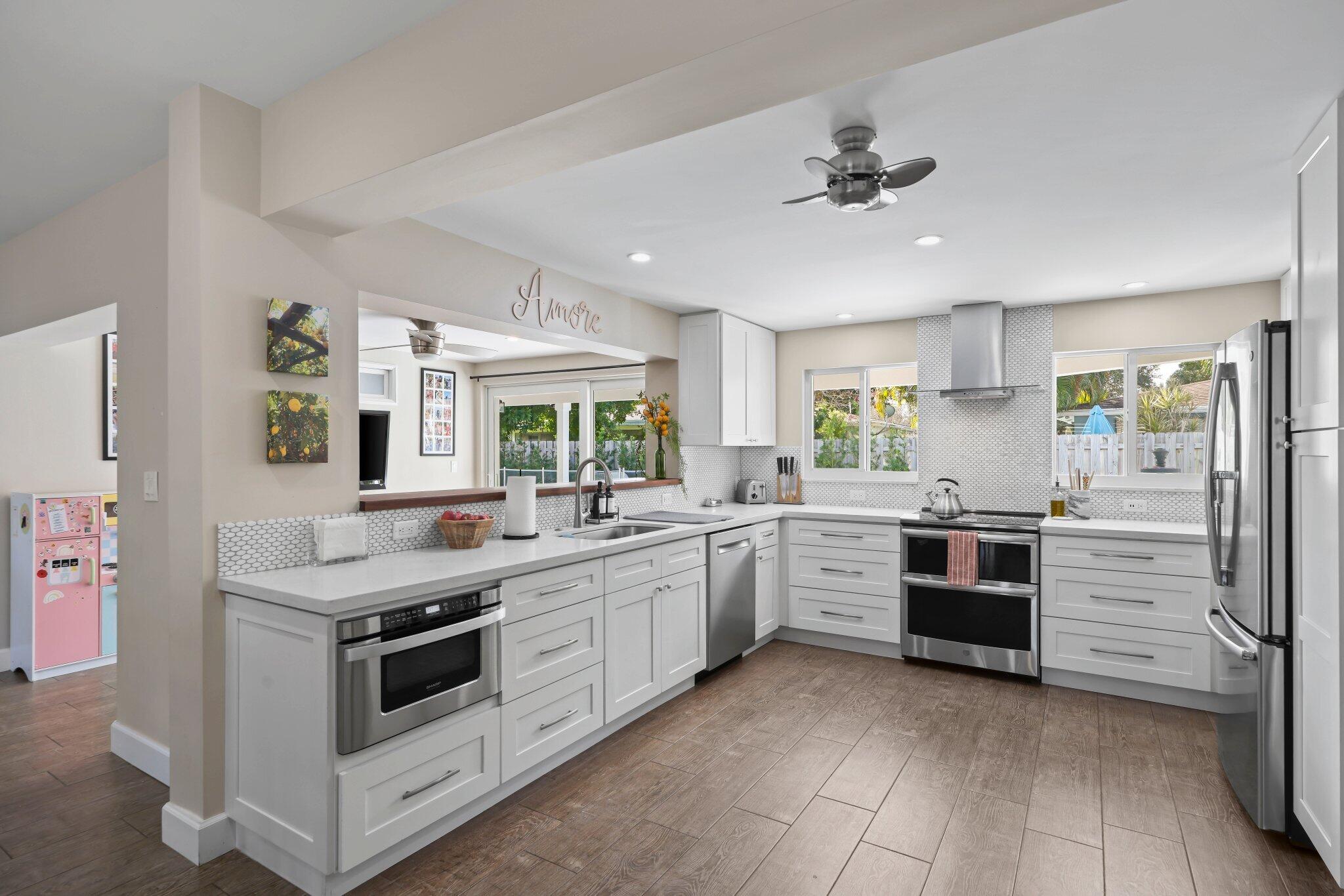 VENETIAN ISLES 3RD SEC - Residential