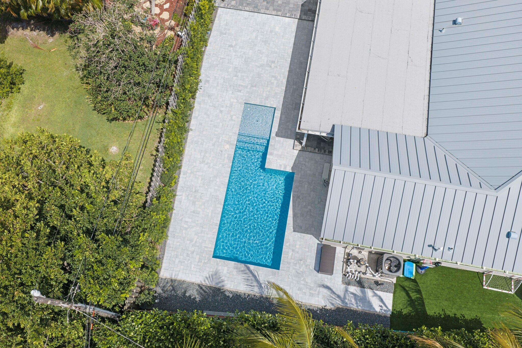 VENETIAN ISLES 3RD SEC - Residential