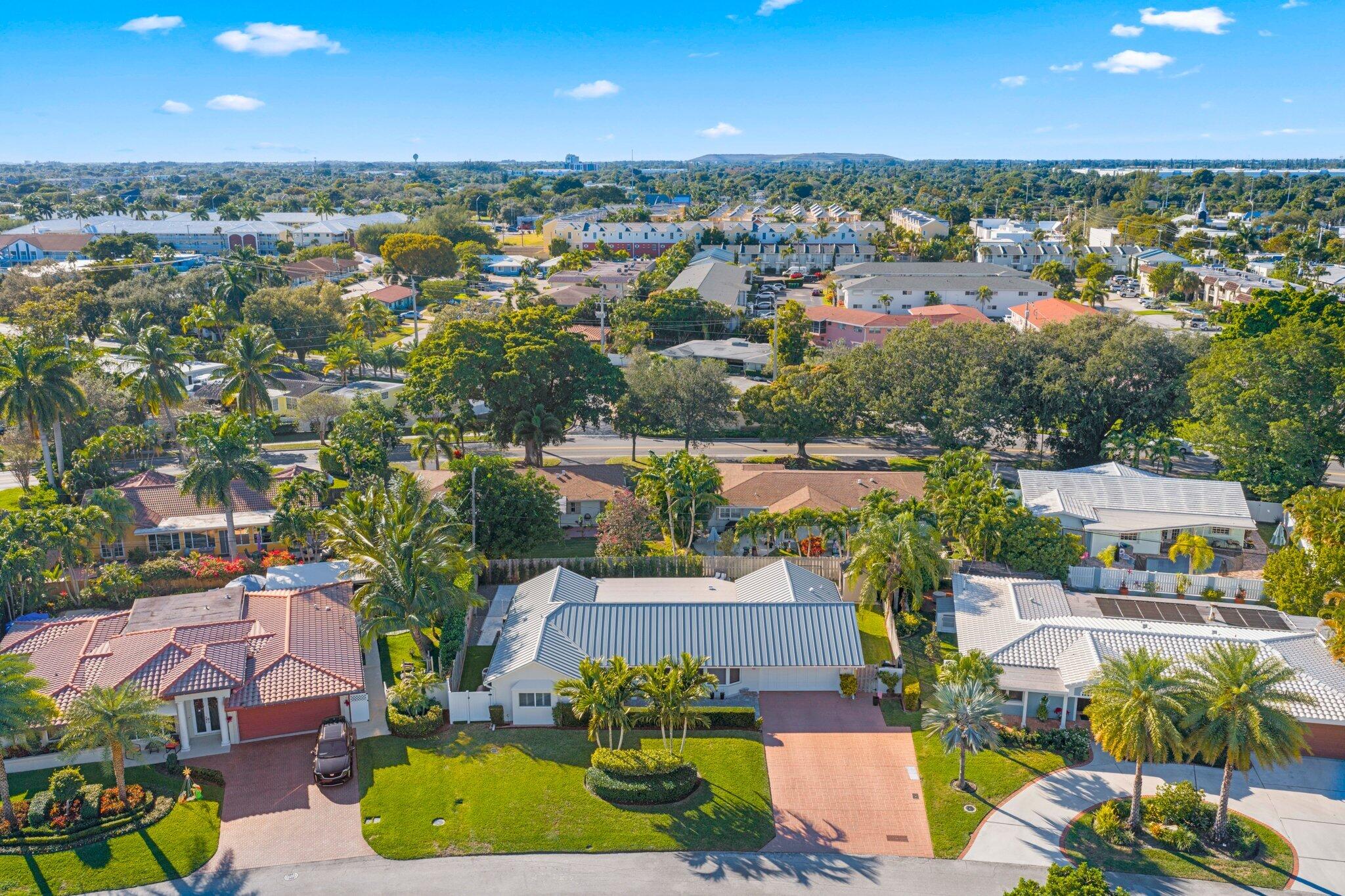 VENETIAN ISLES 3RD SEC - Residential