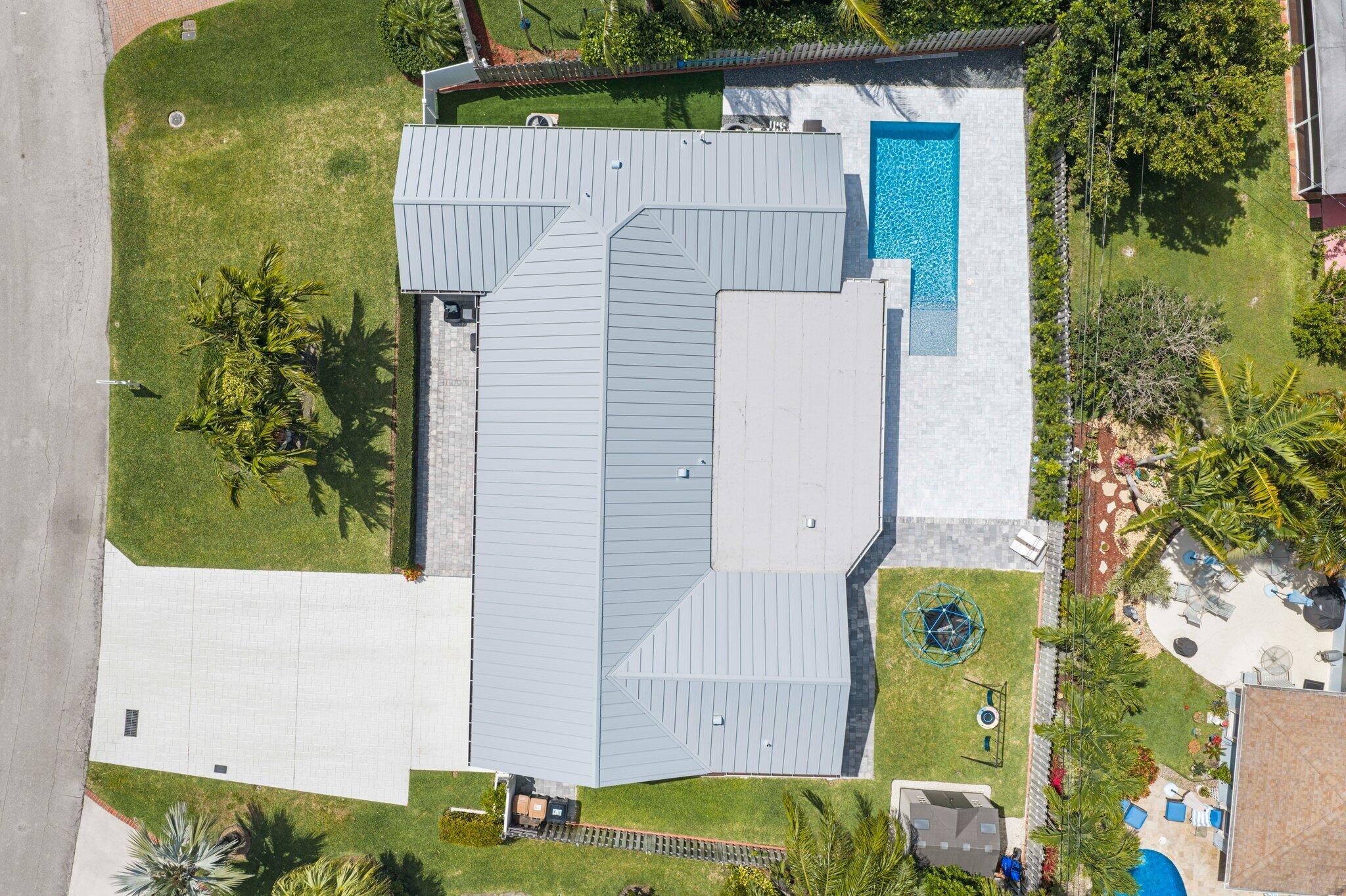 VENETIAN ISLES 3RD SEC - Residential