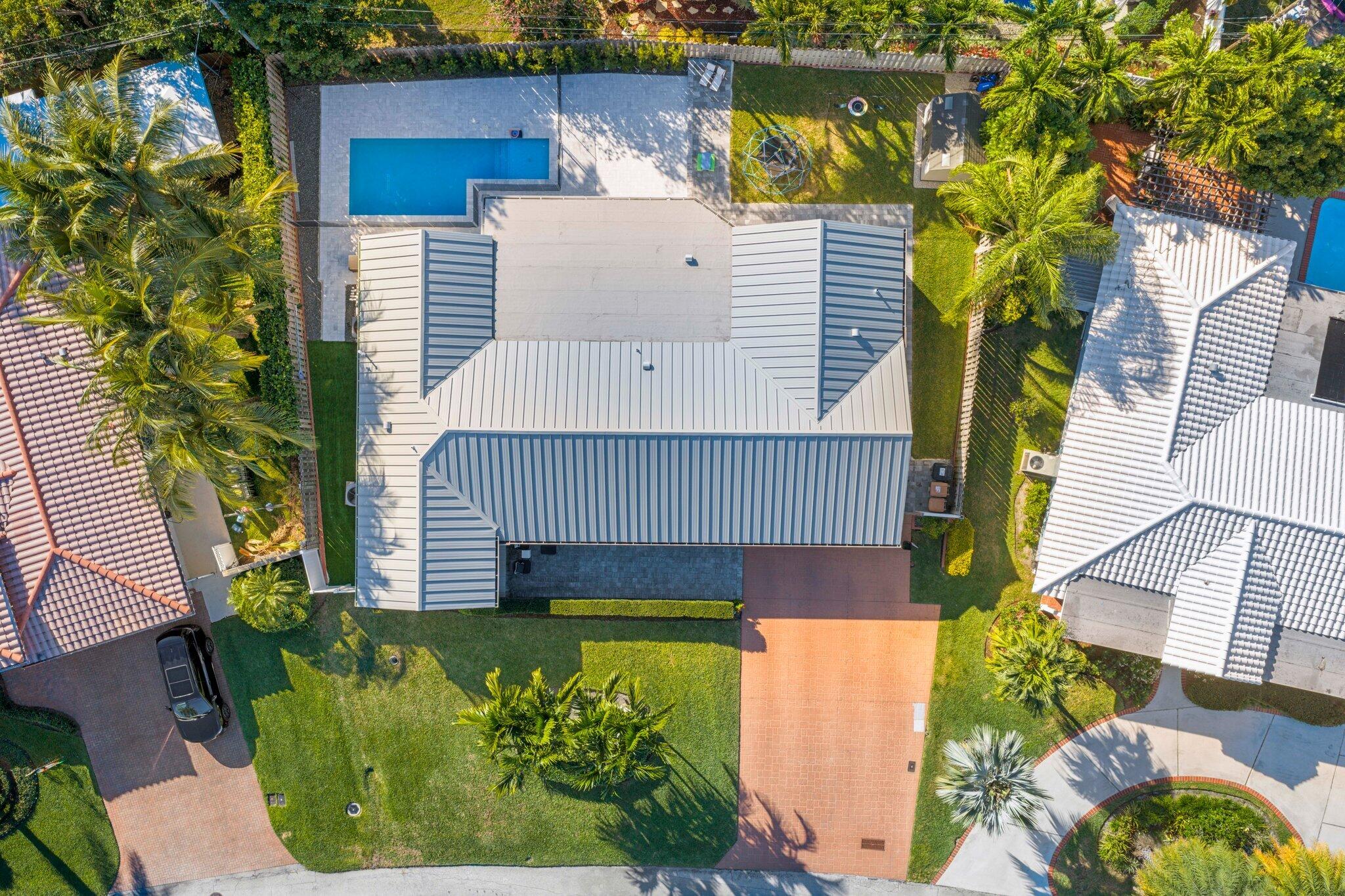 VENETIAN ISLES 3RD SEC - Residential