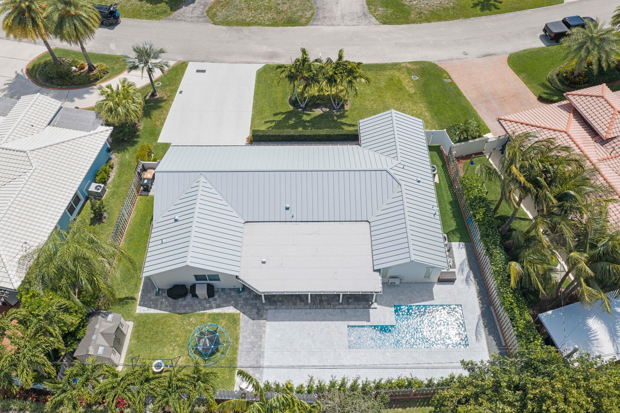 VENETIAN ISLES 3RD SEC - Residential