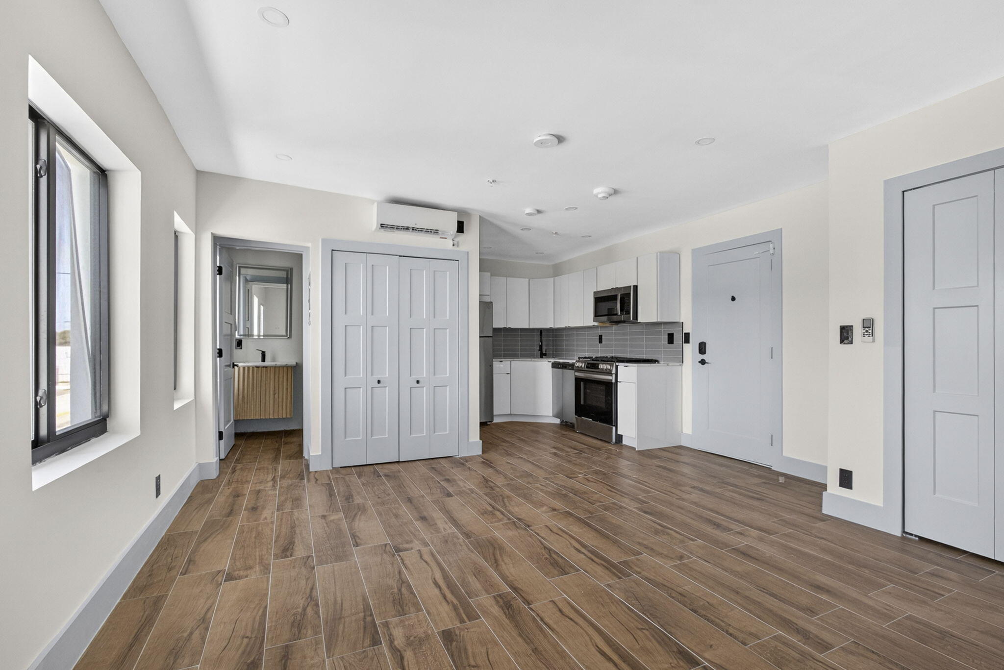 BETHESDA PARK - Residential Lease