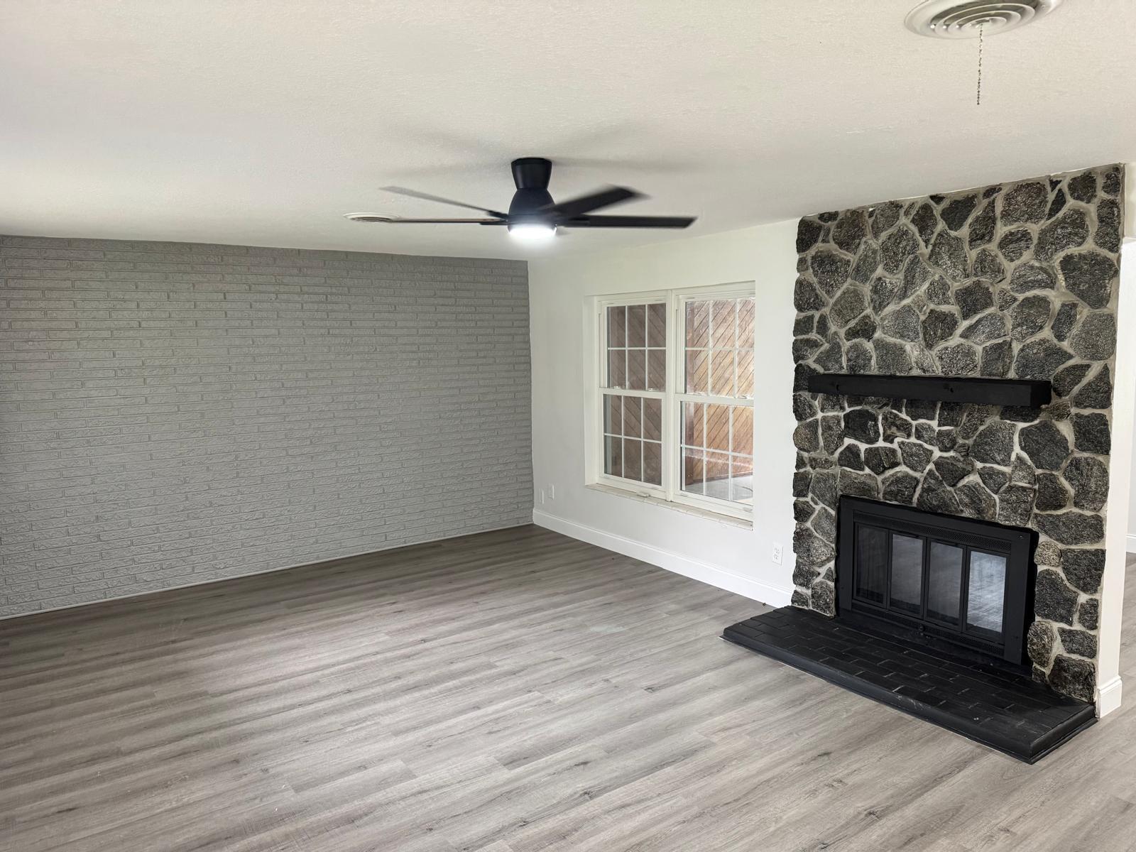 CARLL HEIGHTS - Residential