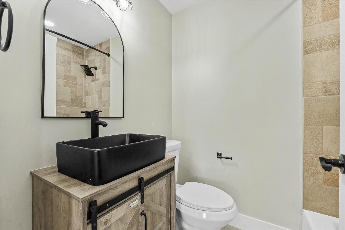 SQUARE LAKE SCHOOL - Residential