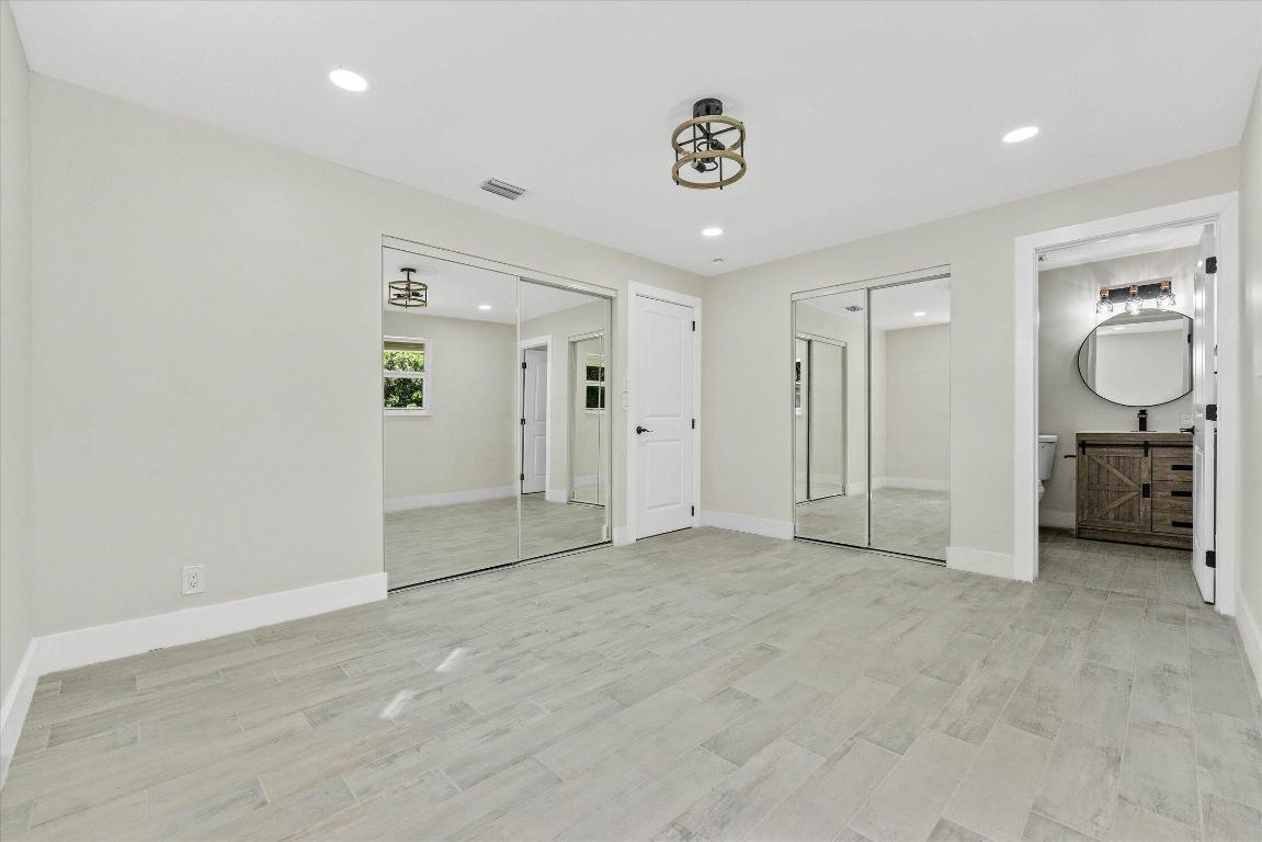 SQUARE LAKE SCHOOL - Residential