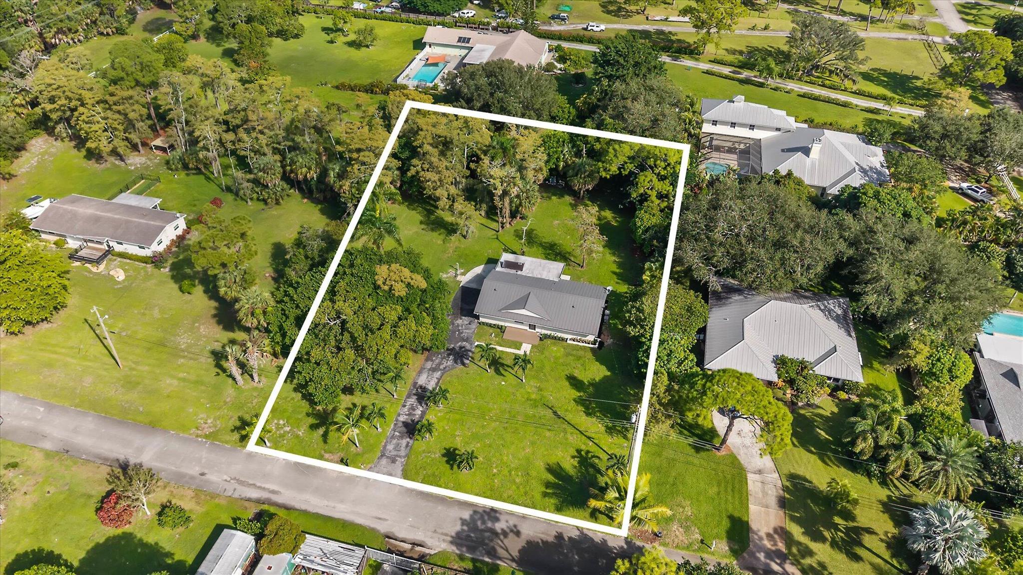 SQUARE LAKE SCHOOL - Residential