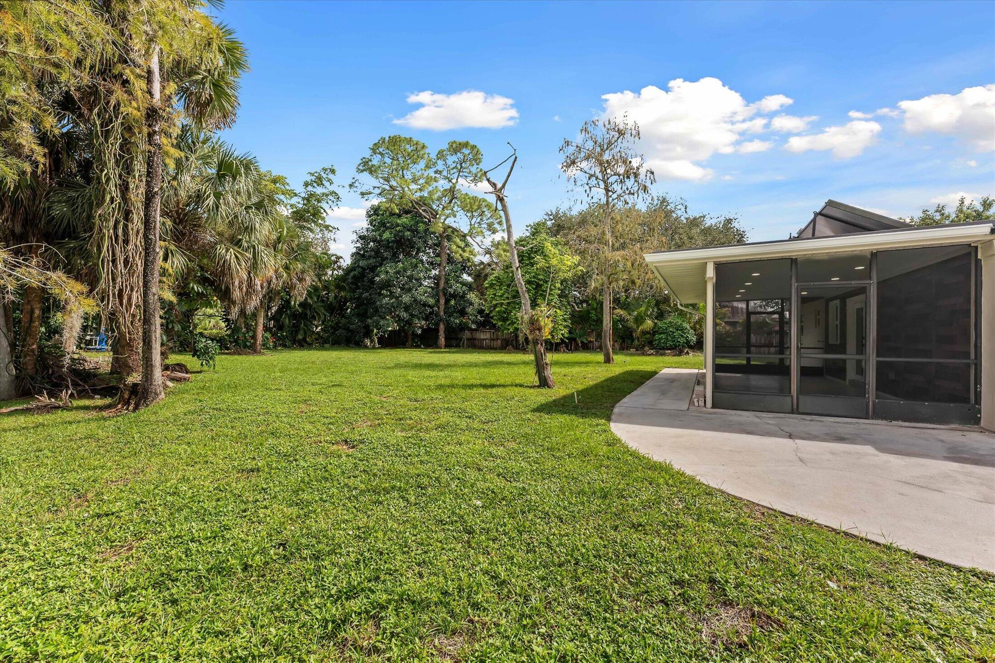 SQUARE LAKE SCHOOL - Residential