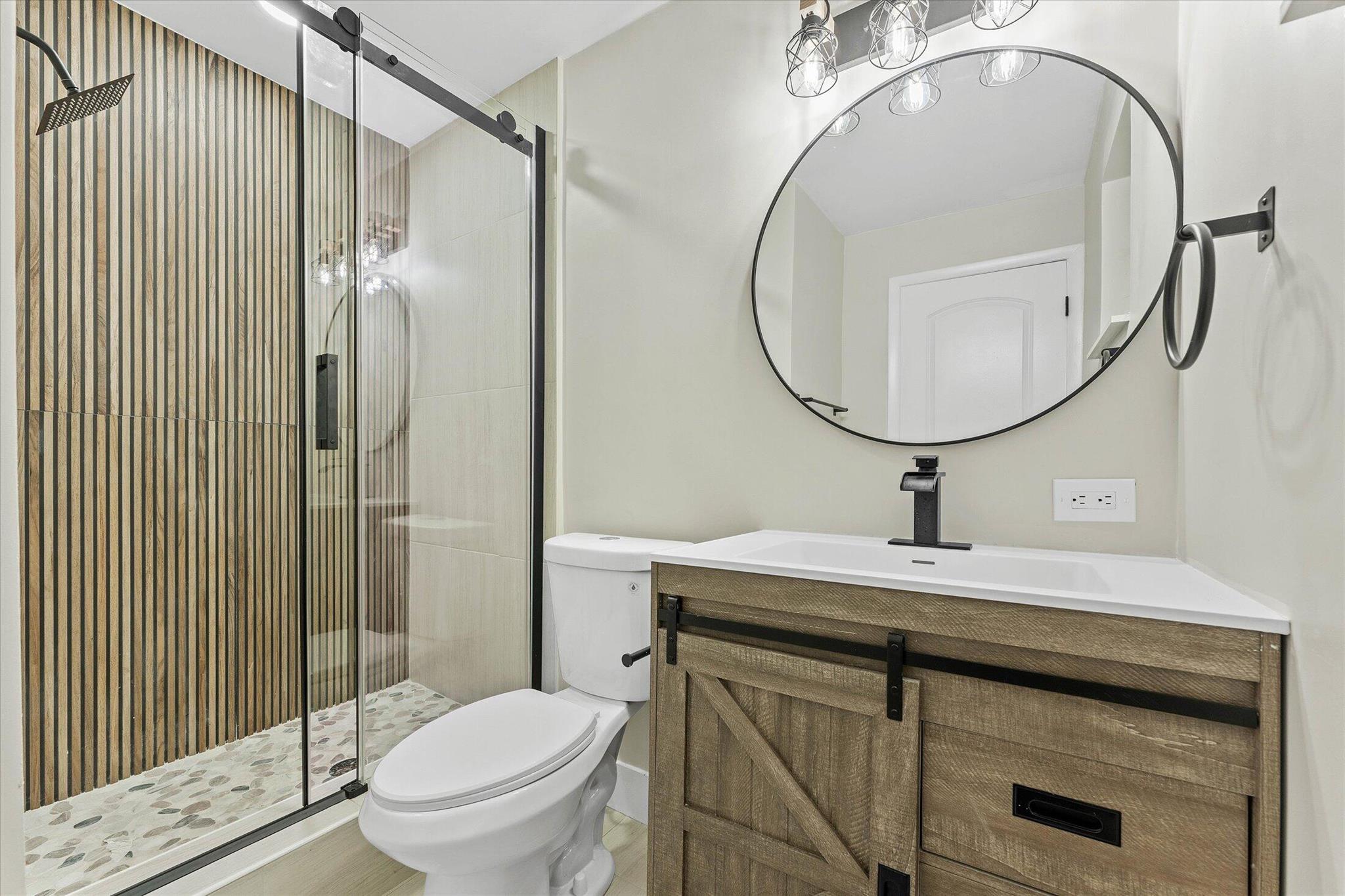 SQUARE LAKE SCHOOL - Residential